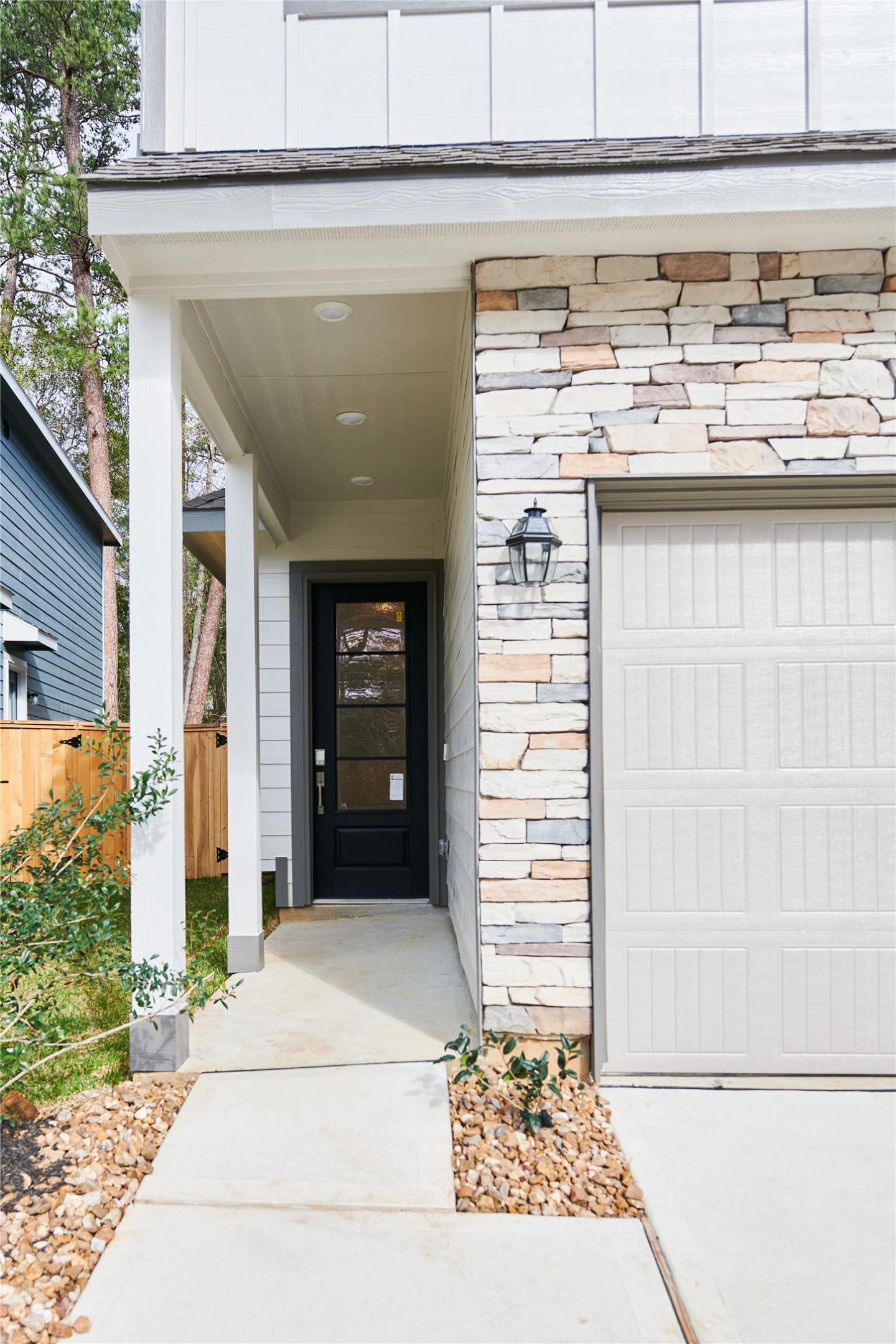 665 Royal Arch Drive Property Photo 5