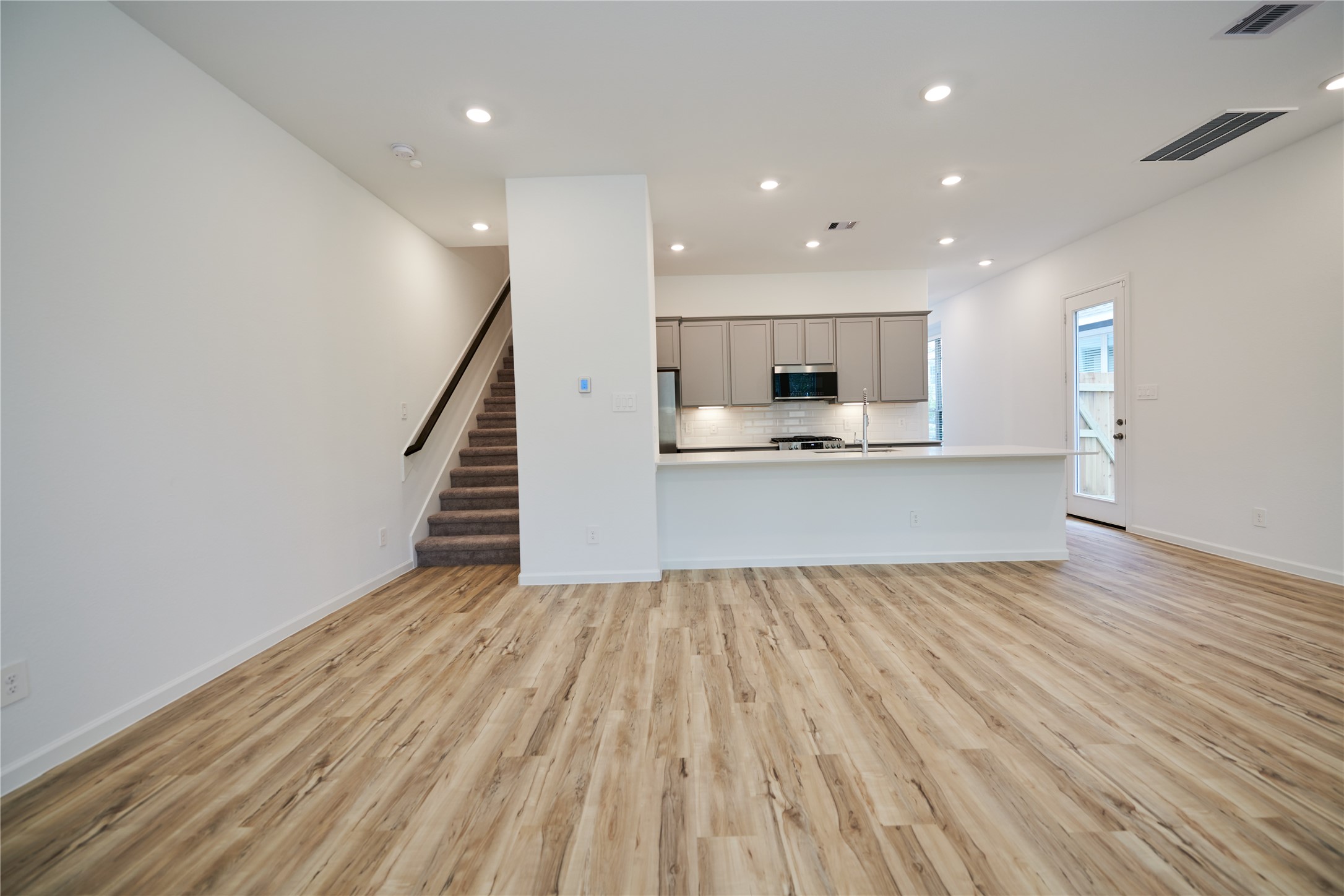 665 Royal Arch Drive Property Photo 18