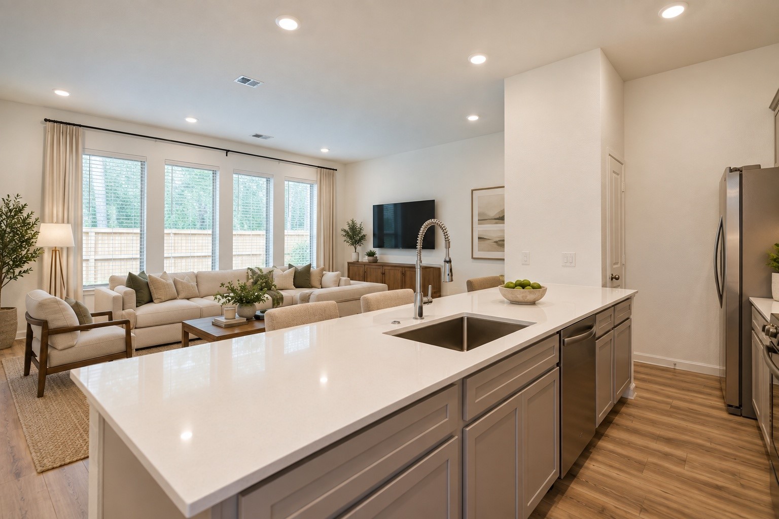 665 Royal Arch Drive Property Photo 19
