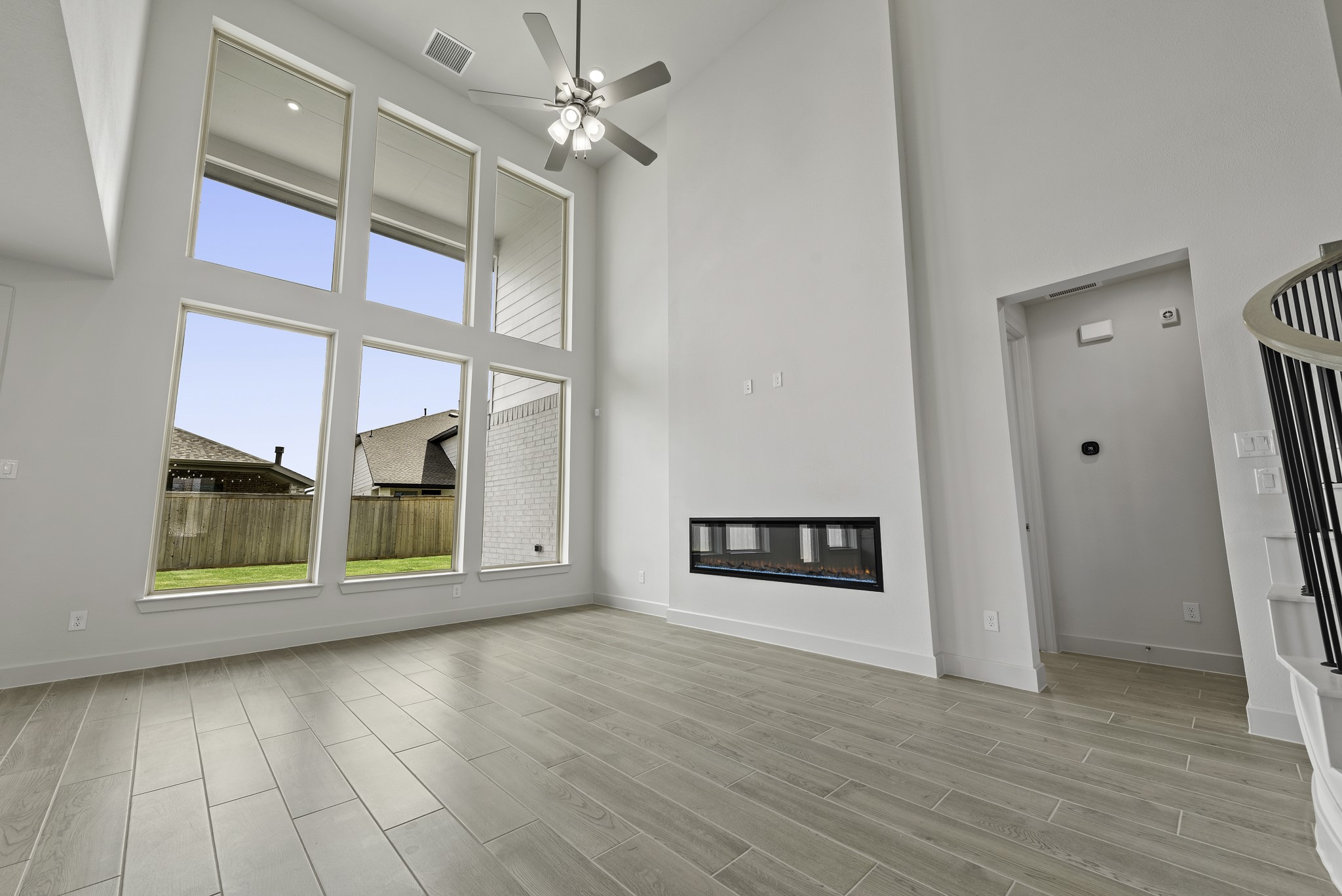 21231 Madera Valley Lane Property Photo 4