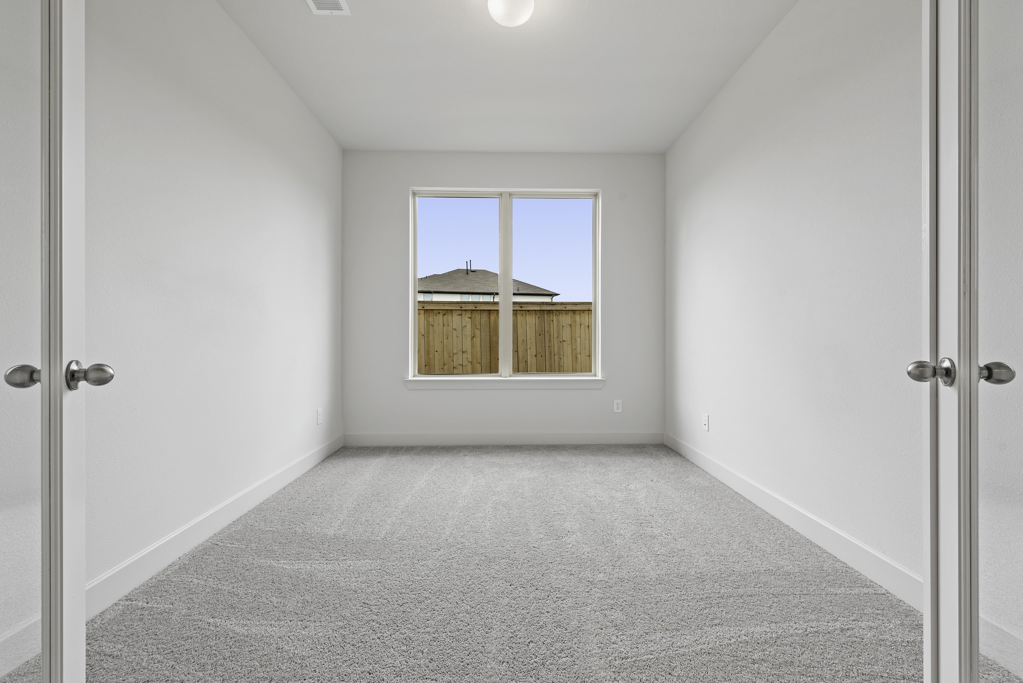 21231 Madera Valley Lane Property Photo 7
