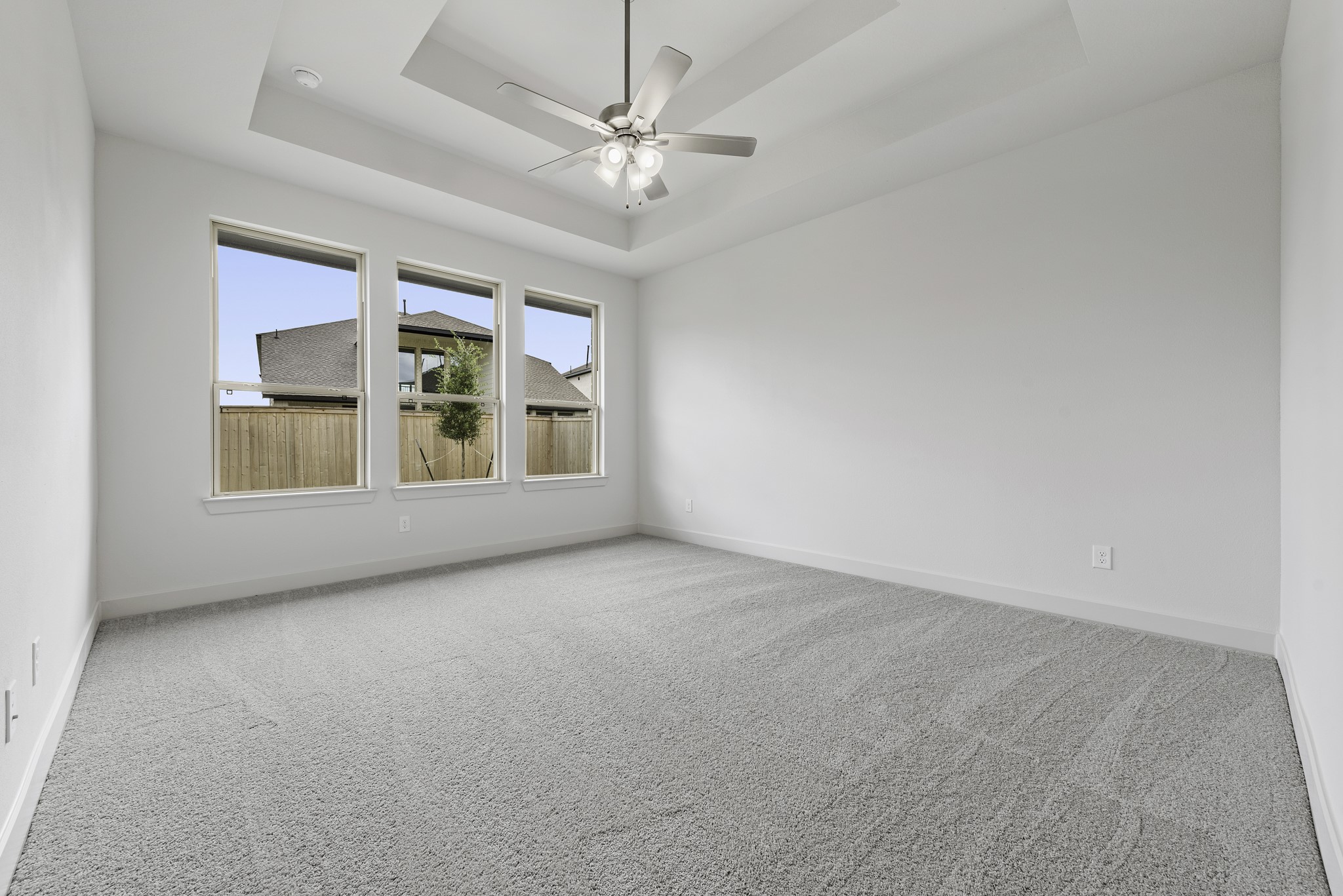 21231 Madera Valley Lane Property Photo 8