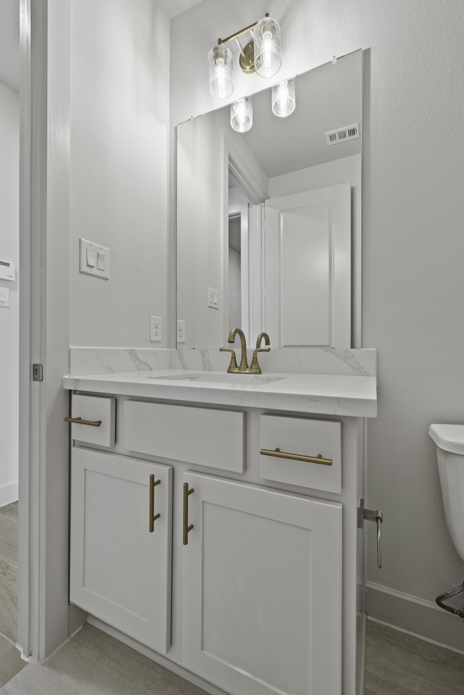 21231 Madera Valley Lane Property Photo 15