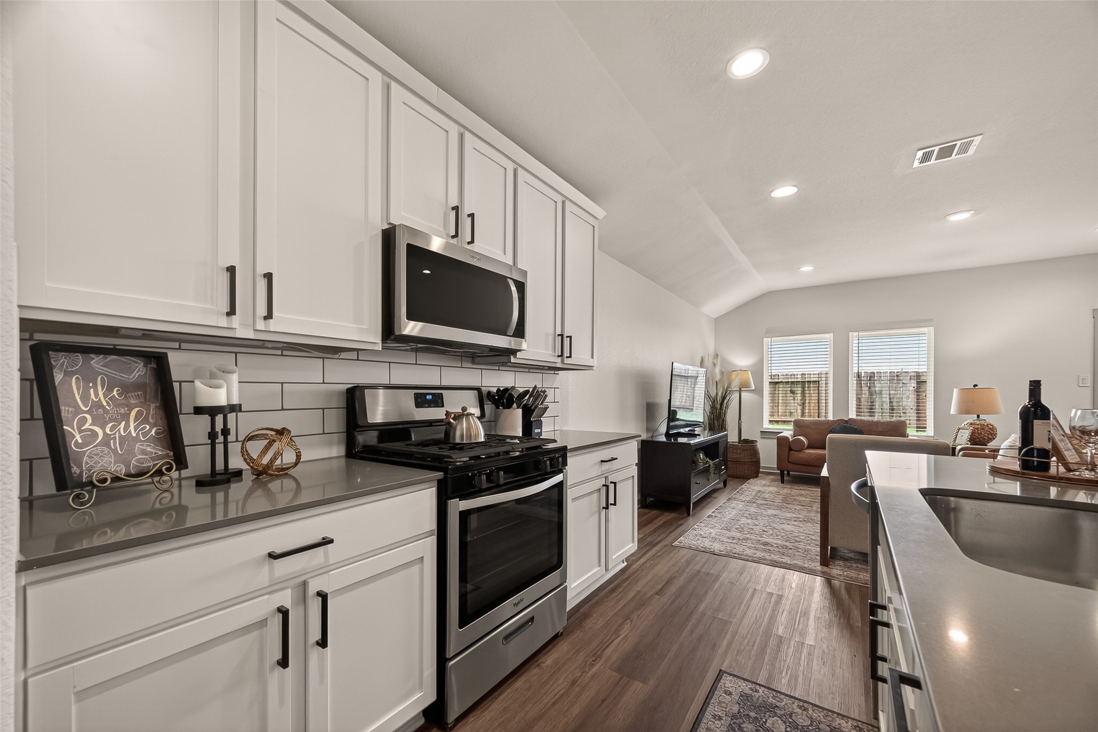 14519 Sweet Water Drive Property Photo 15
