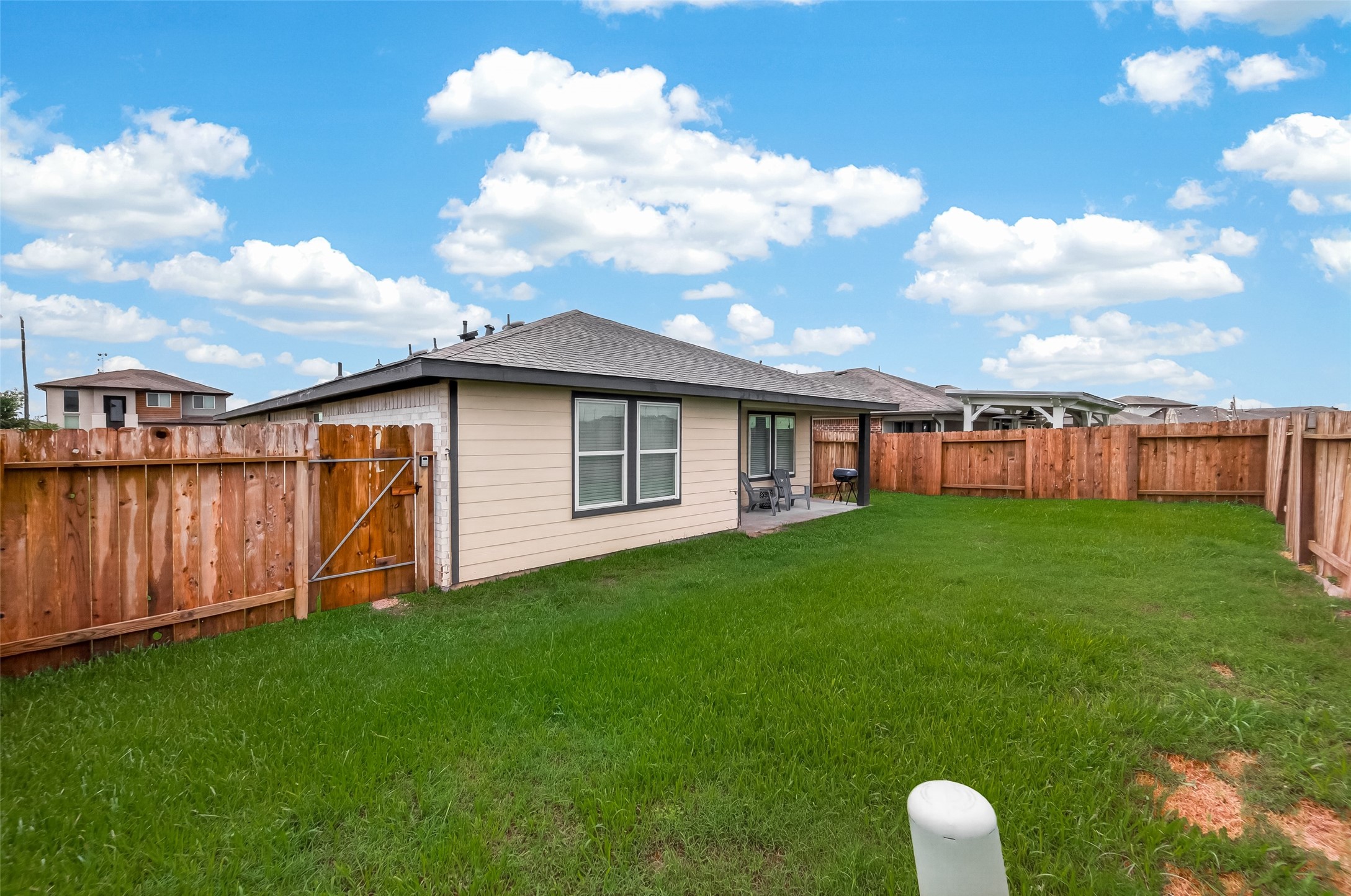 14519 Sweet Water Drive Property Photo 27