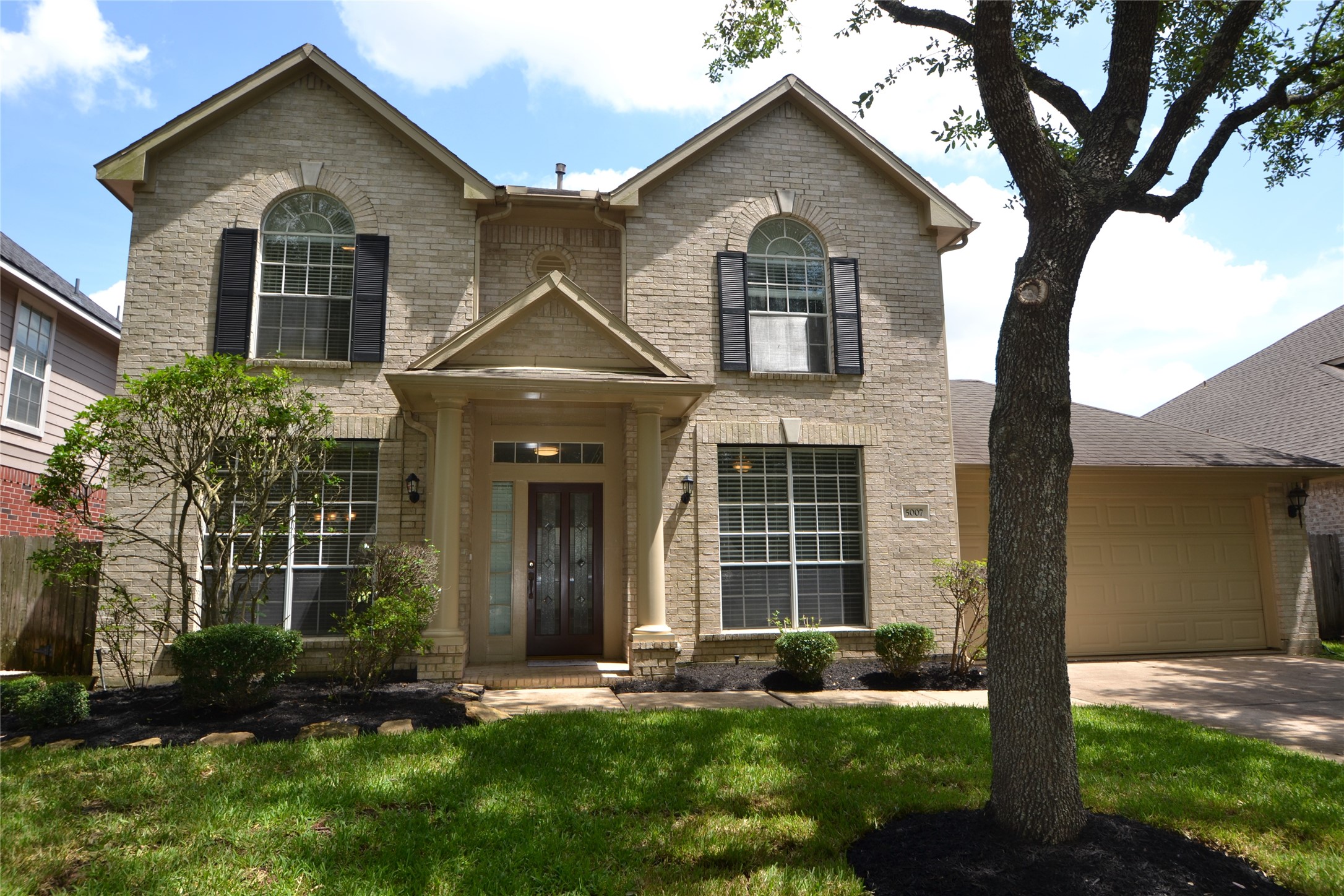 5007 Bellmead Drive Property Photo 1
