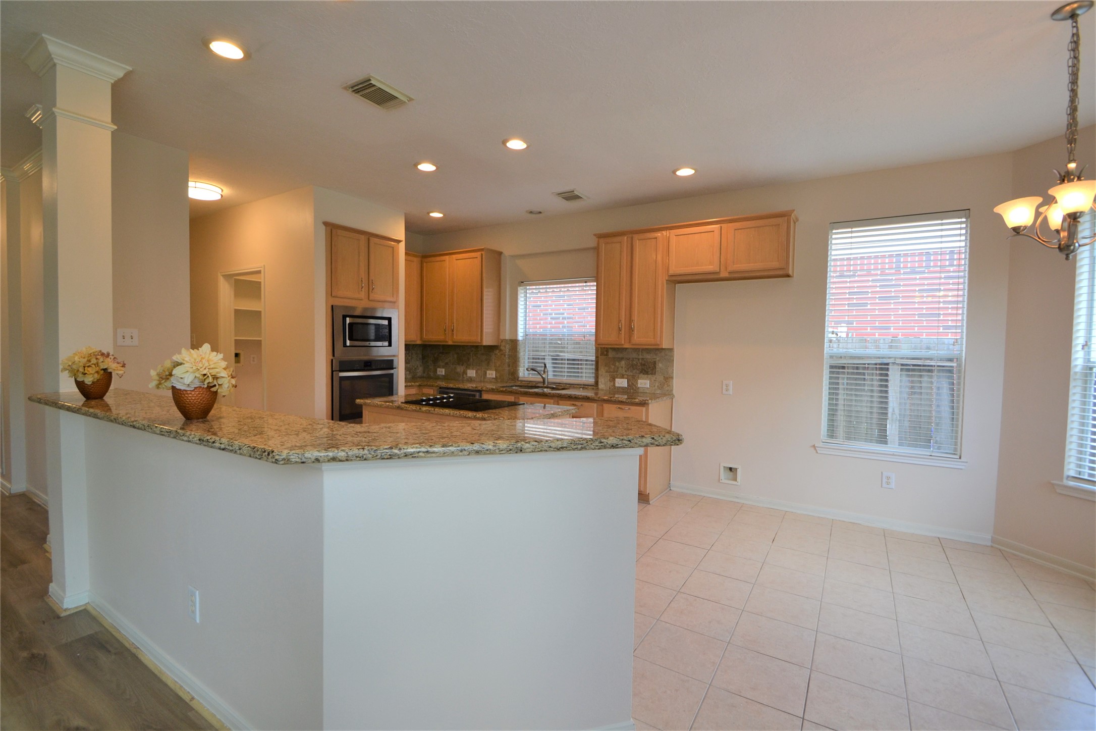 5007 Bellmead Drive Property Photo 13