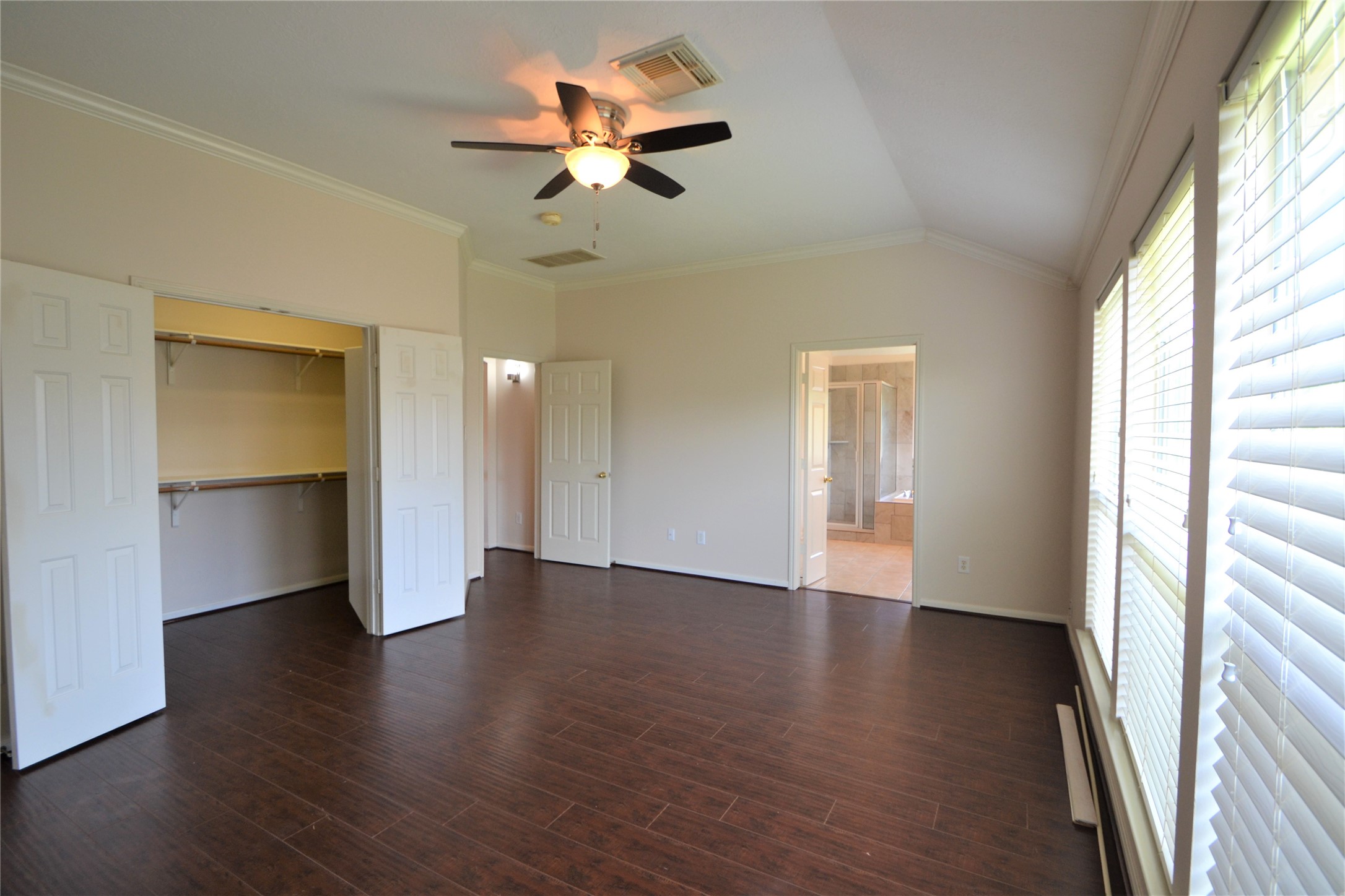 5007 Bellmead Drive Property Photo 23