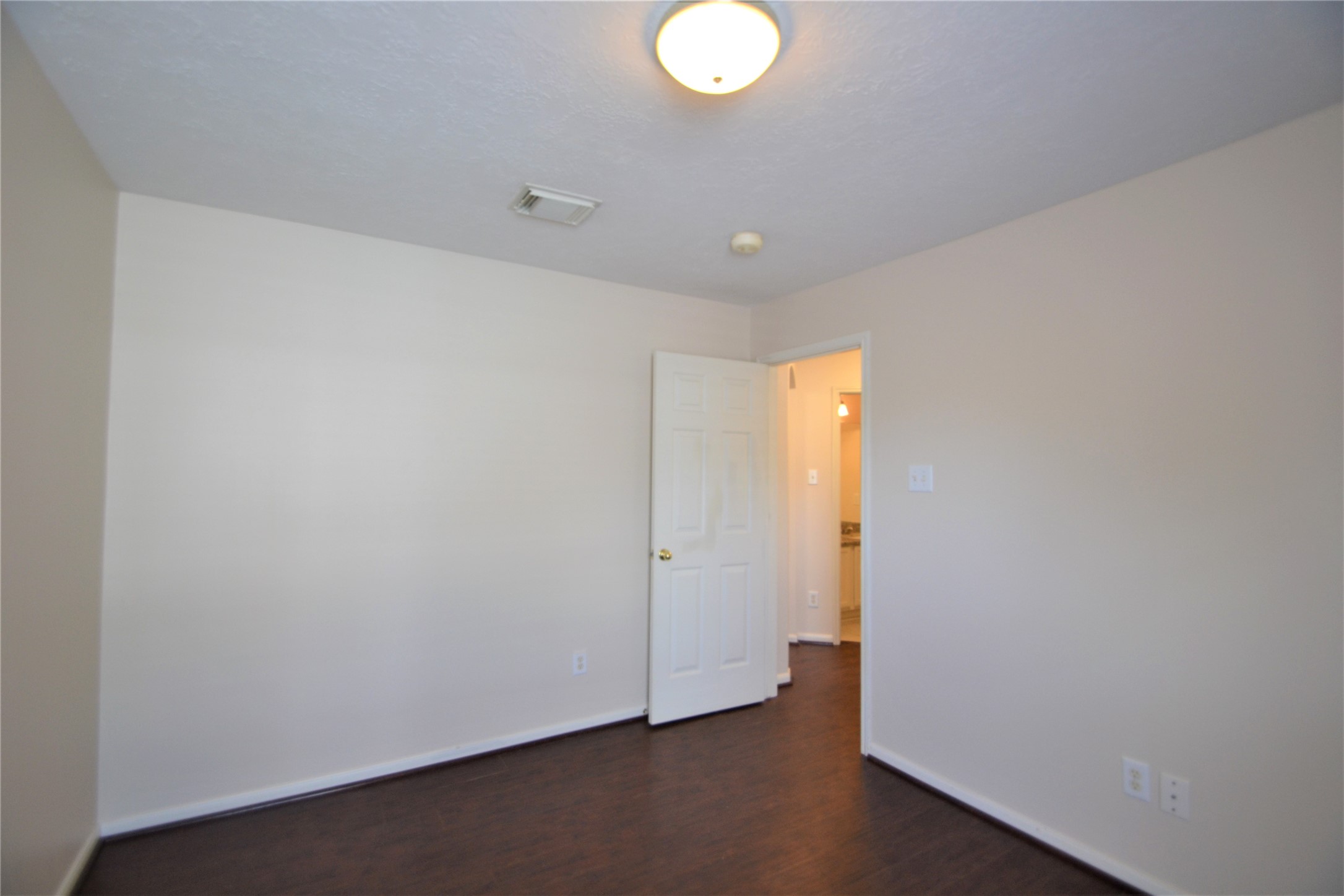 5007 Bellmead Drive Property Photo 35
