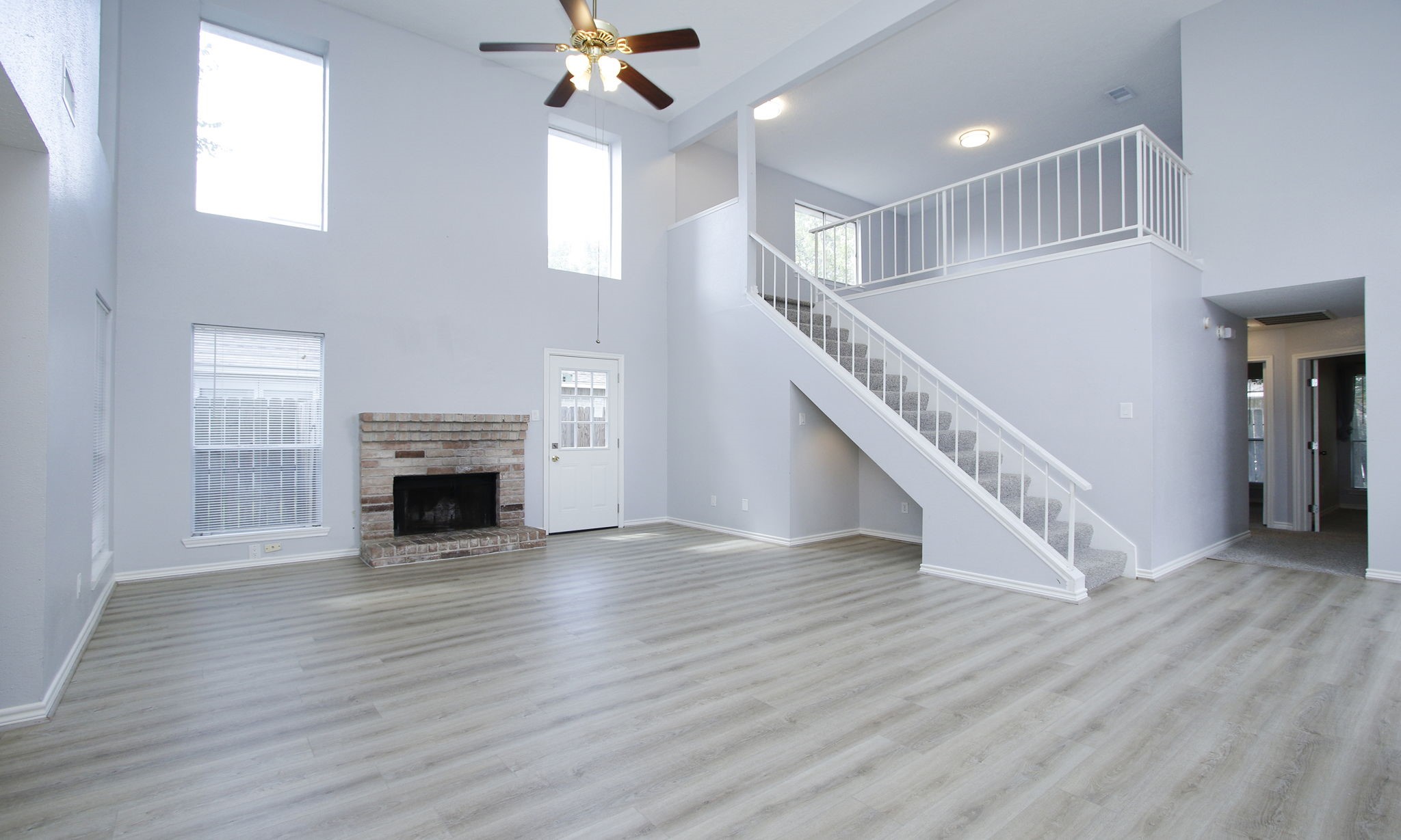 2115 Foundary Drive E Property Photo 7