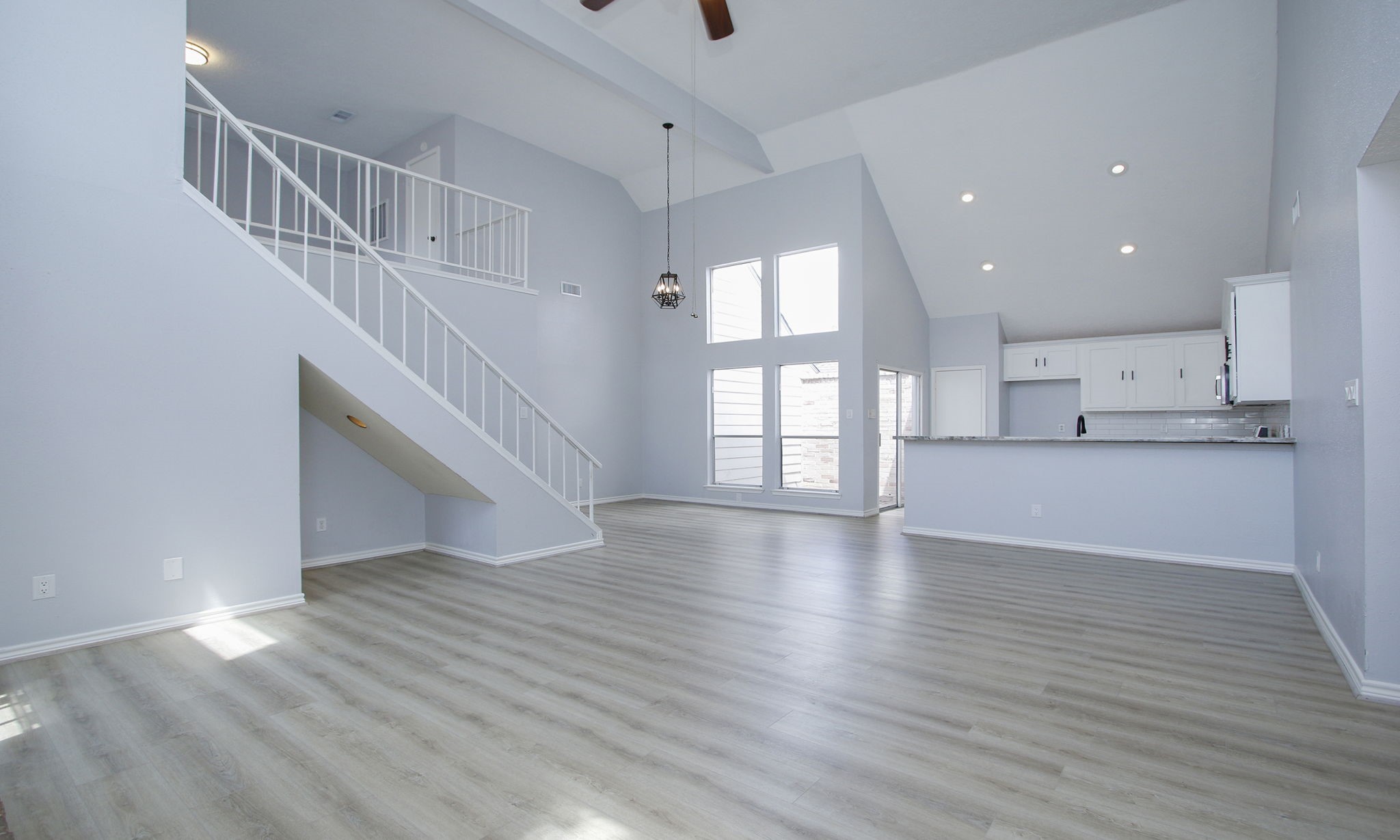 2115 Foundary Drive E Property Photo 10