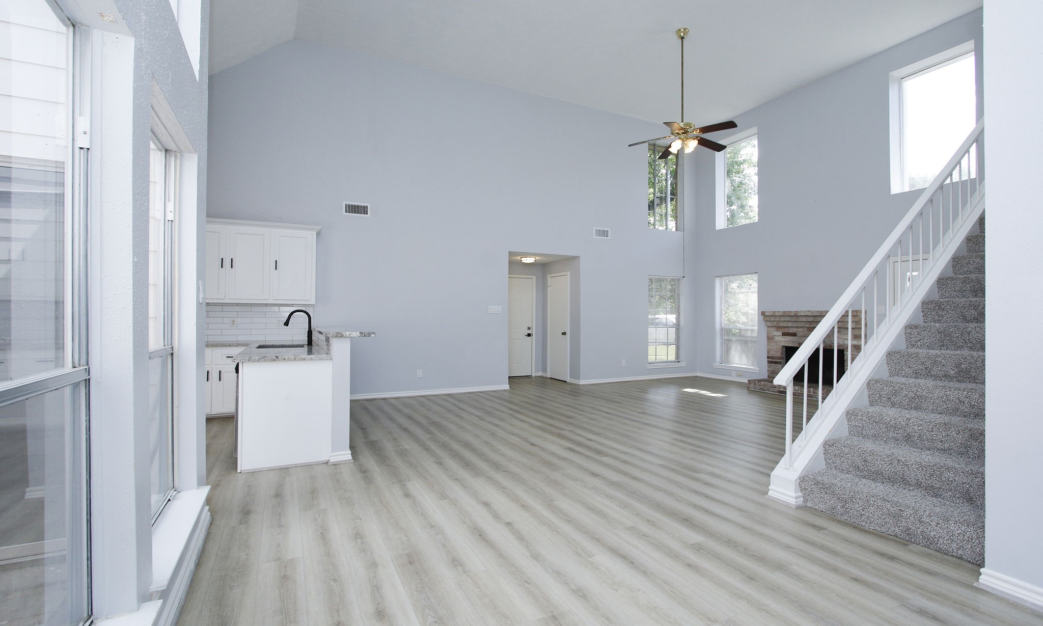 2115 Foundary Drive E Property Photo 13