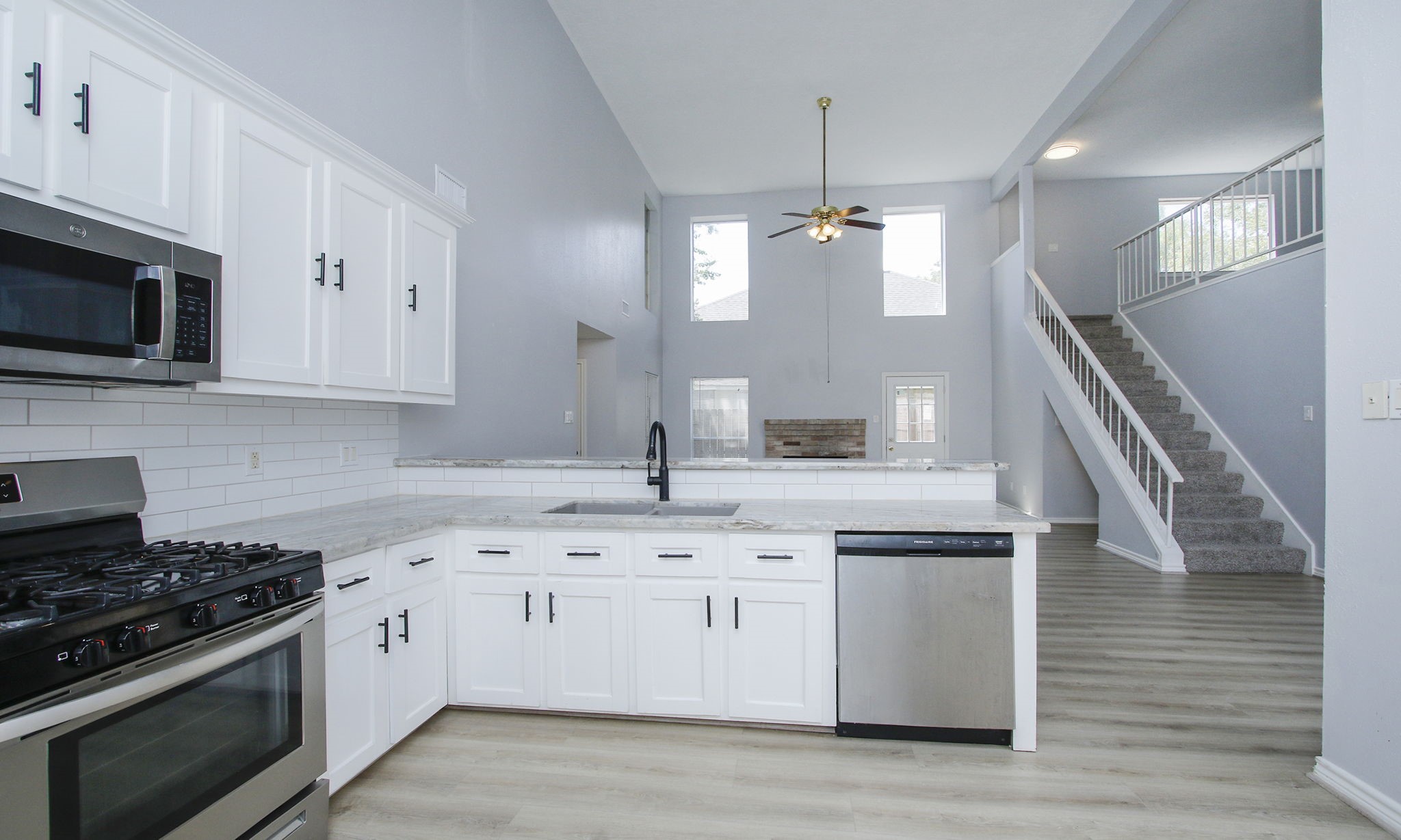 2115 Foundary Drive E Property Photo 15