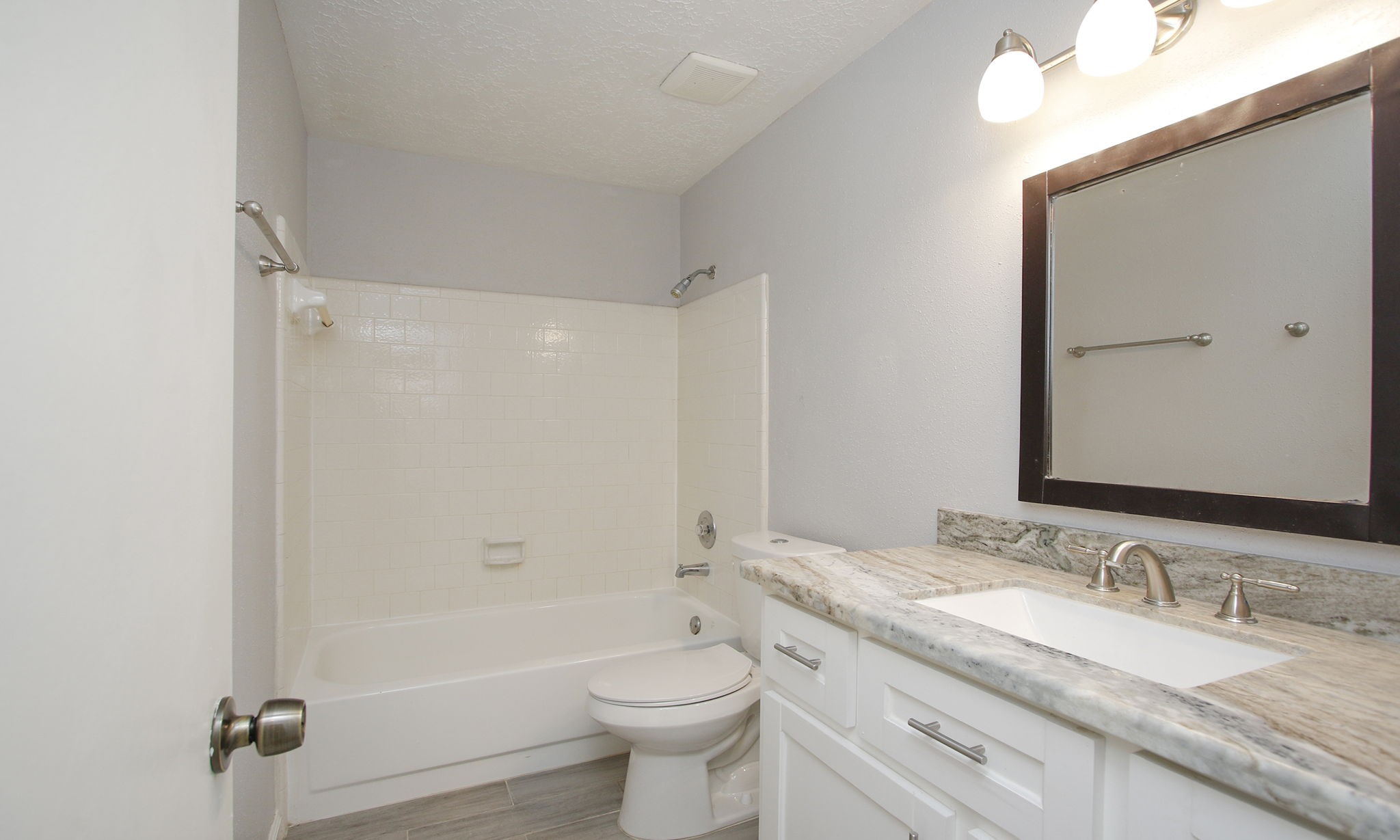 2115 Foundary Drive E Property Photo 31