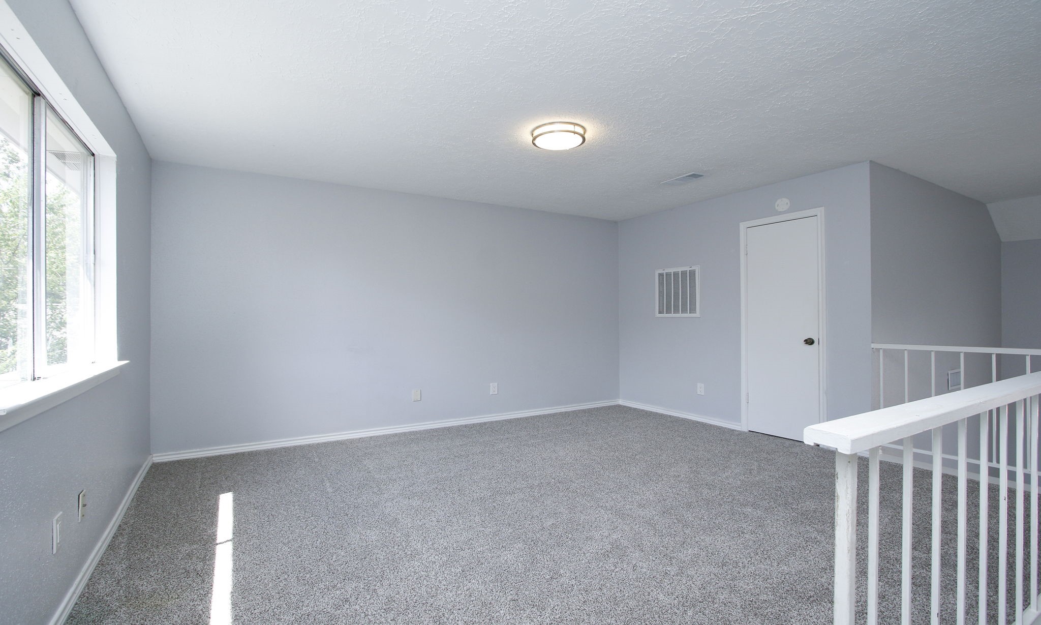 2115 Foundary Drive E Property Photo 33