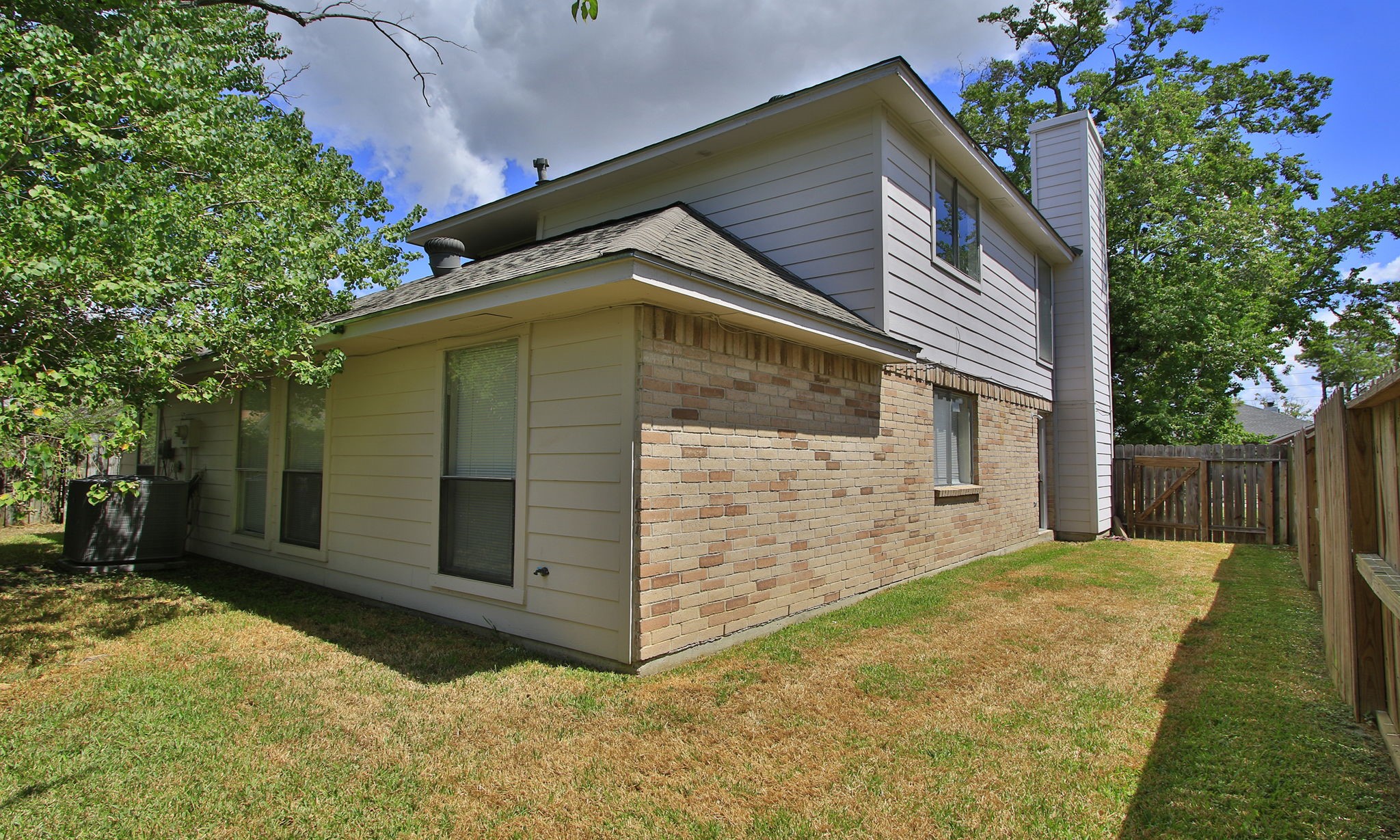 2115 Foundary Drive E Property Photo 37