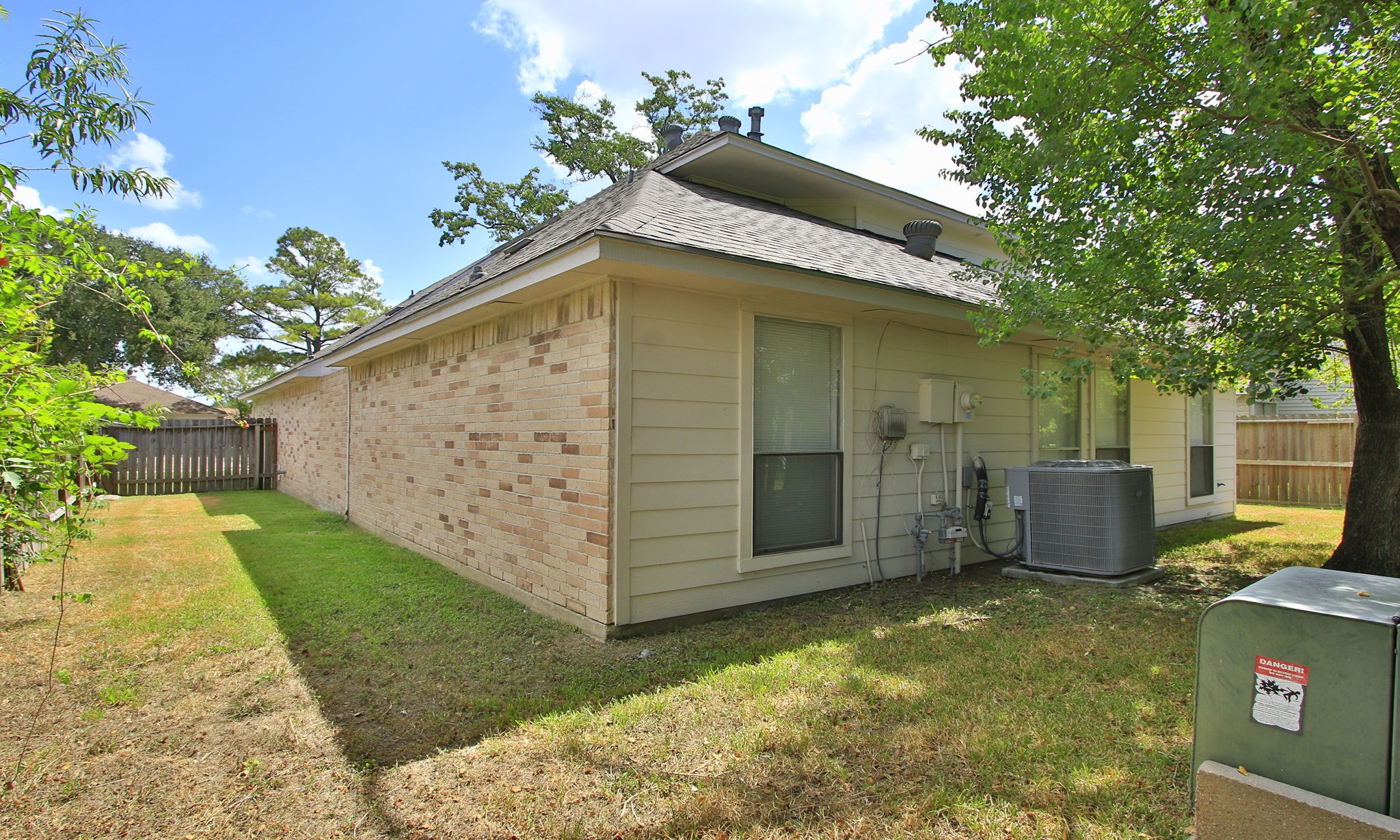 2115 Foundary Drive E Property Photo 39