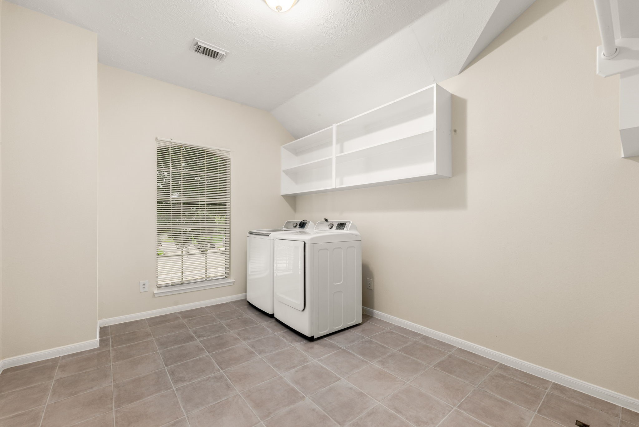 5507 River Gable Court Property Photo 32