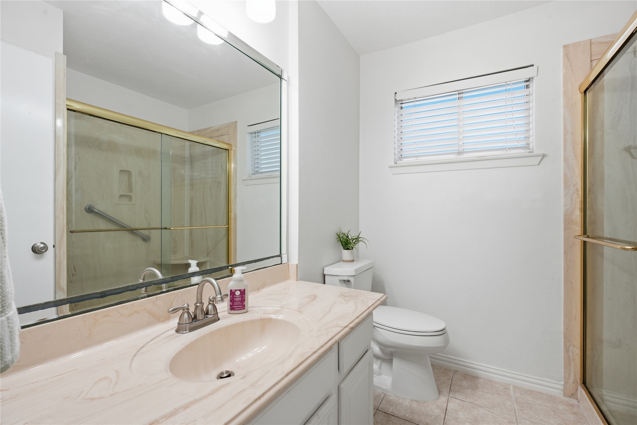 4850 Kentington Drive Property Photo 21