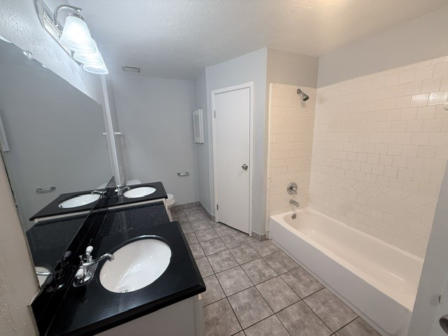 22211 Moss Falls Lane Property Photo 8