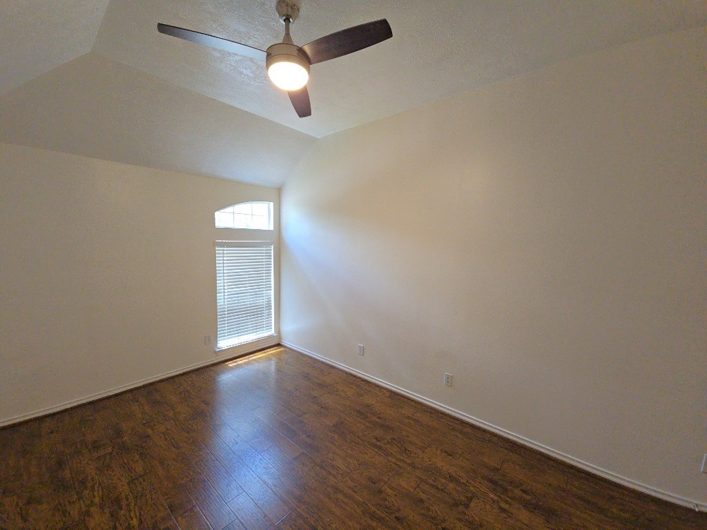 16514 Bluff Springs Drive Property Photo 22