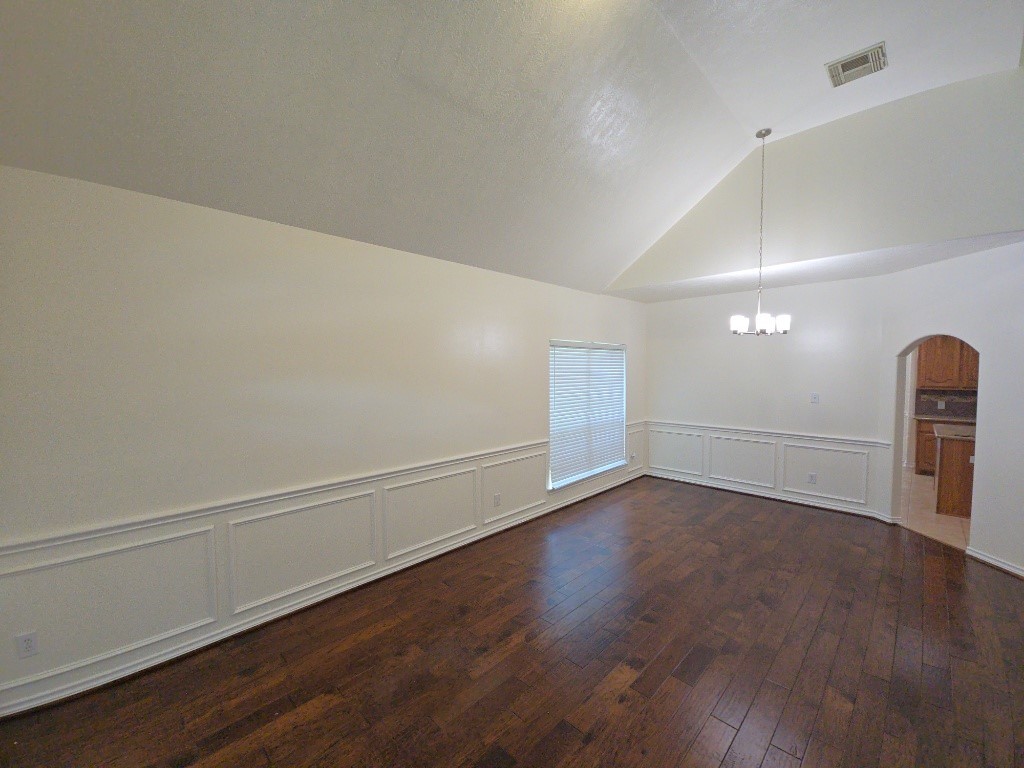 16514 Bluff Springs Drive Property Photo 24