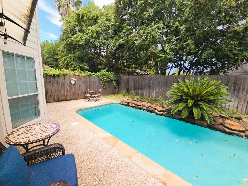 16514 Bluff Springs Drive Property Photo 36