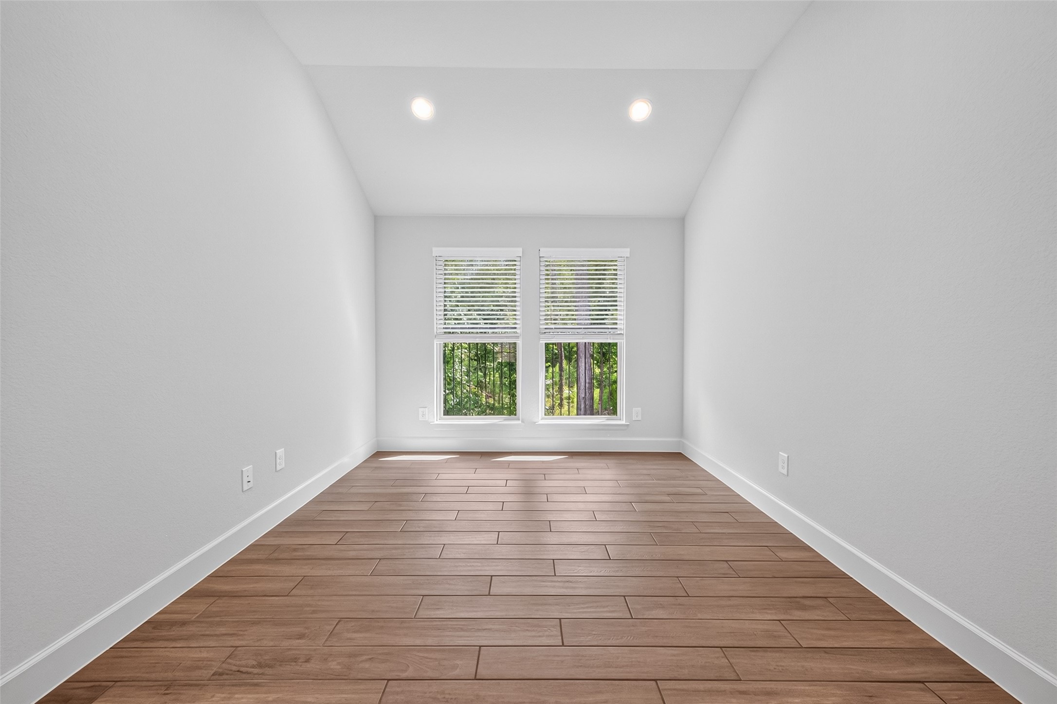 232 W Netleaf Court Property Photo 8