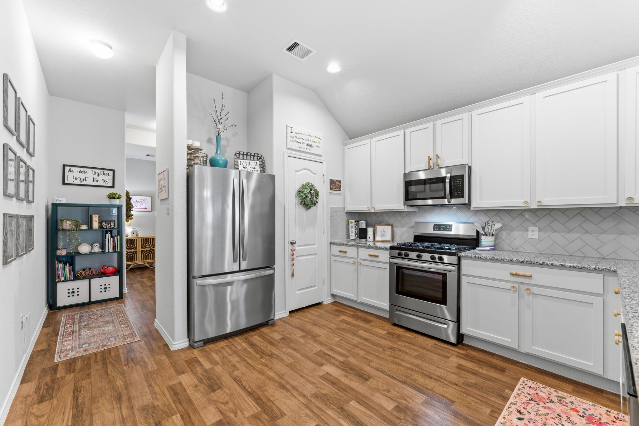 27298 Grey Fox Run Property Photo 5