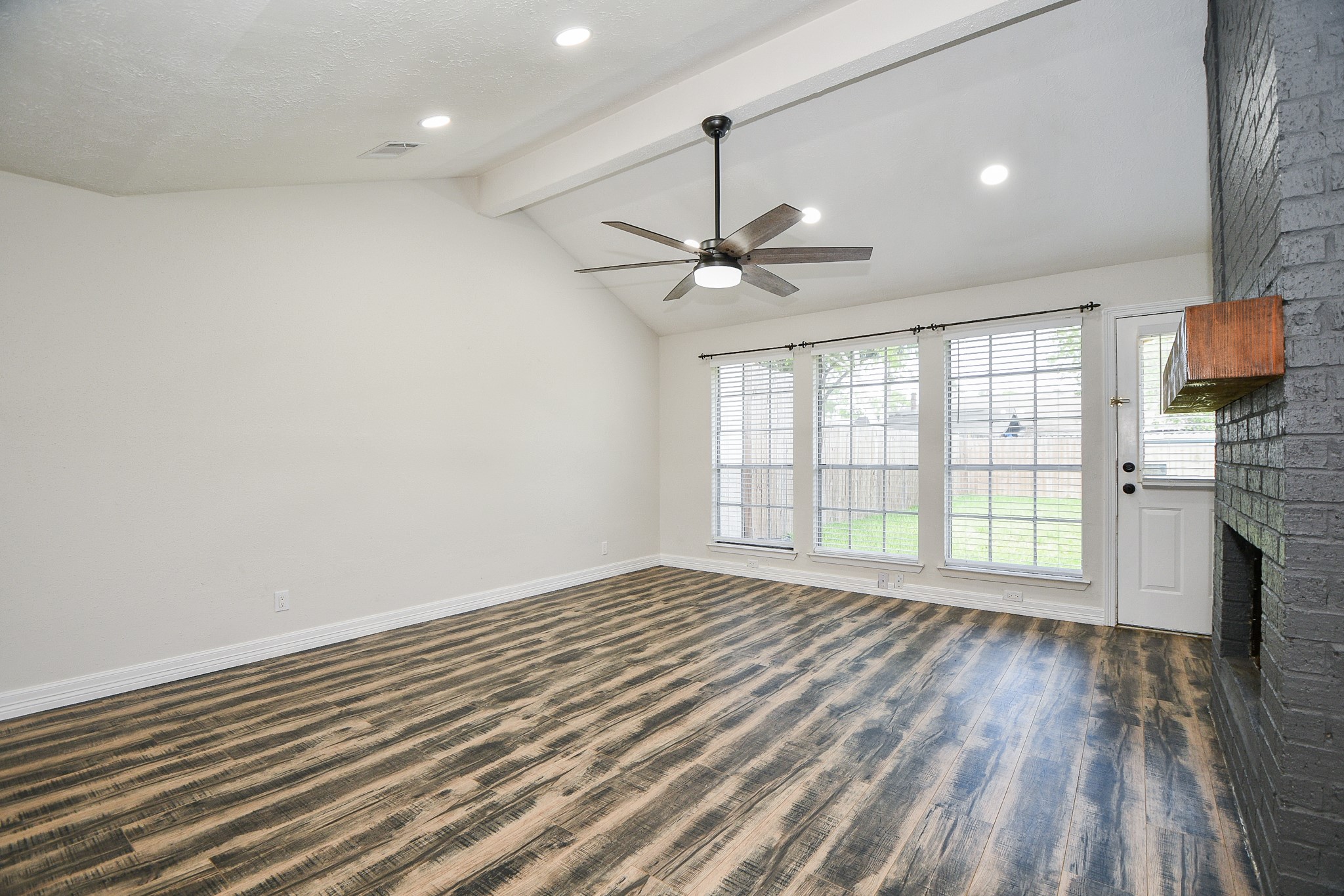 13910 Bonnercrest Drive Property Photo 6