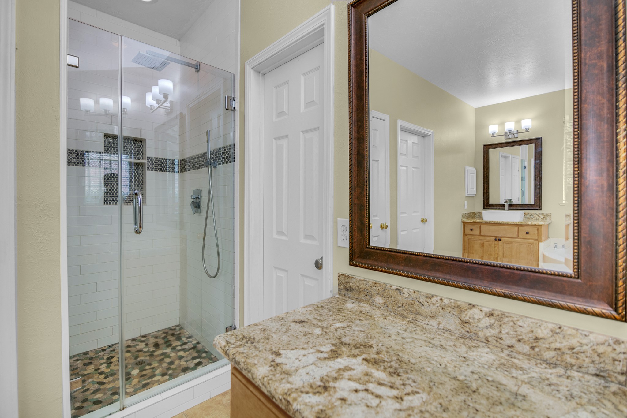 2919 Silverbit Trail Lane Property Photo 21