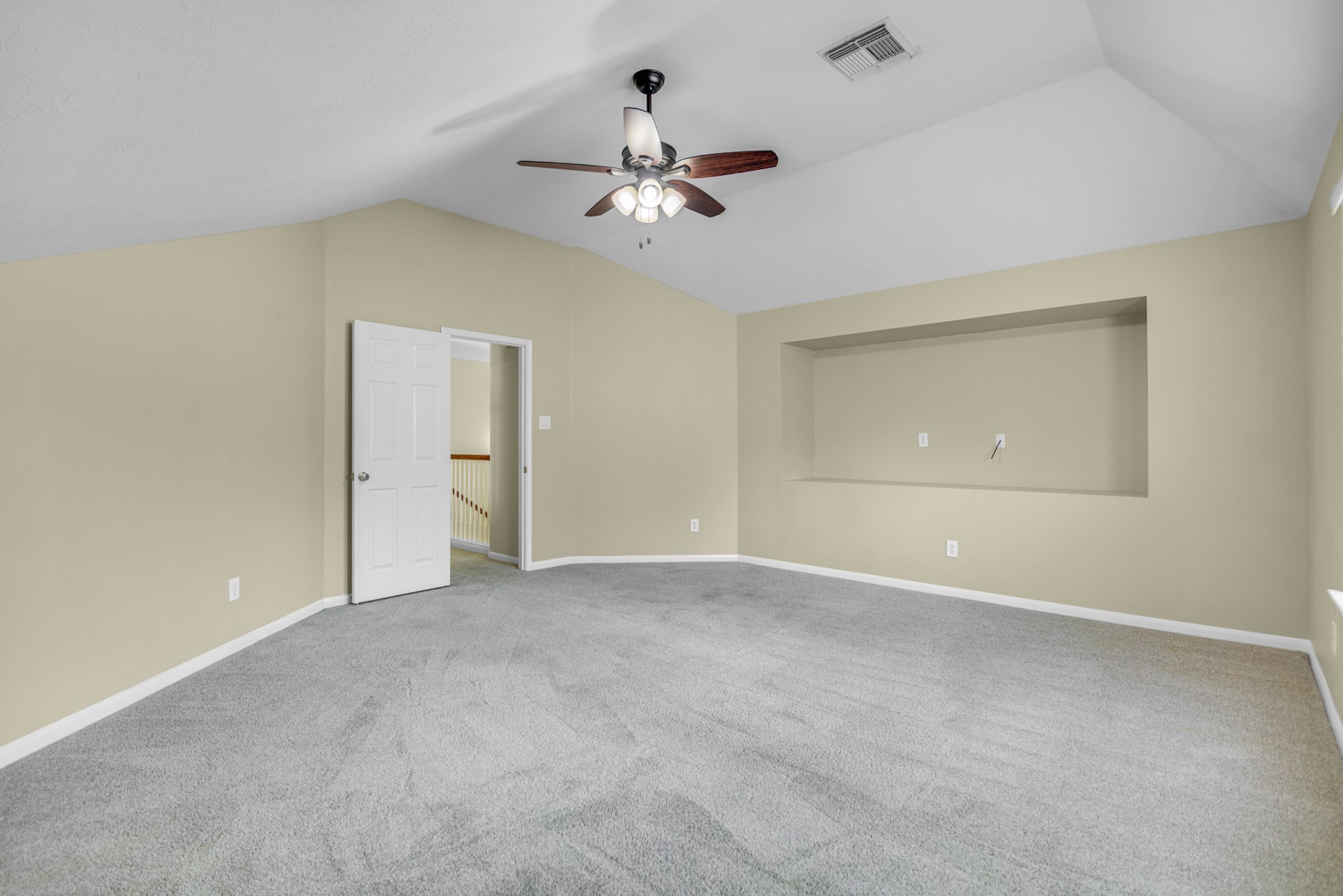 2919 Silverbit Trail Lane Property Photo 26