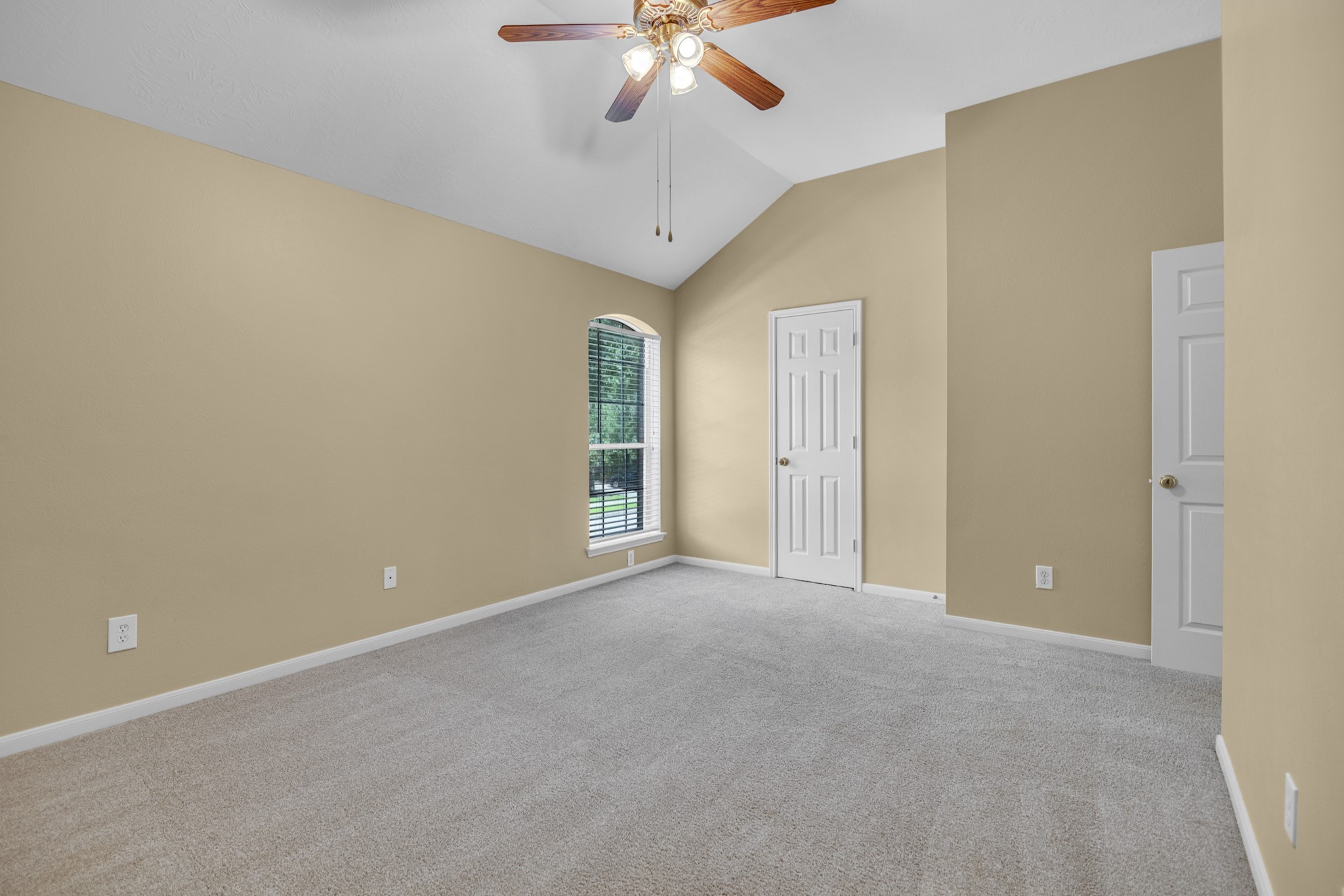 2919 Silverbit Trail Lane Property Photo 29