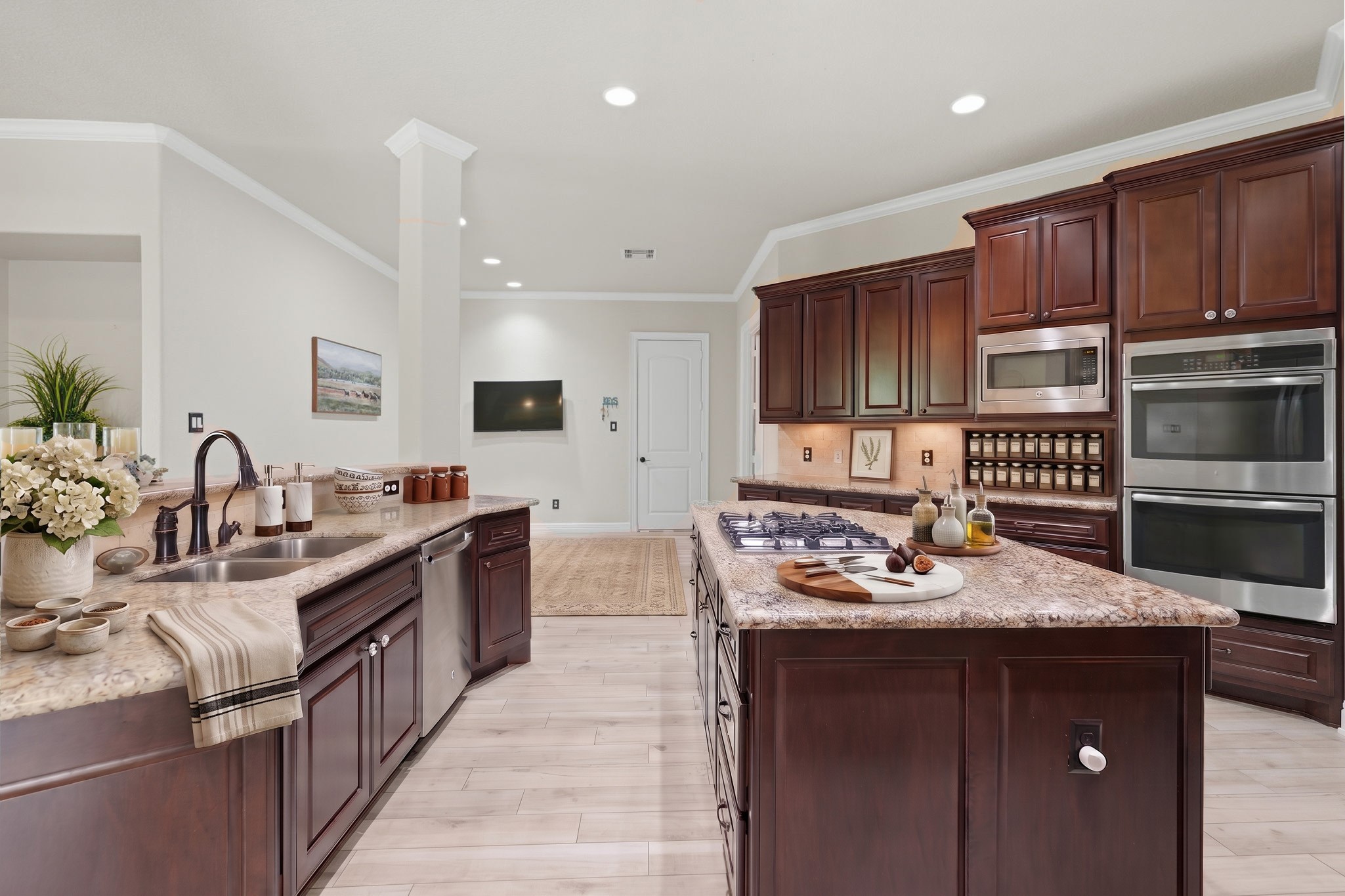 33107 Whickham Circle Property Photo 12