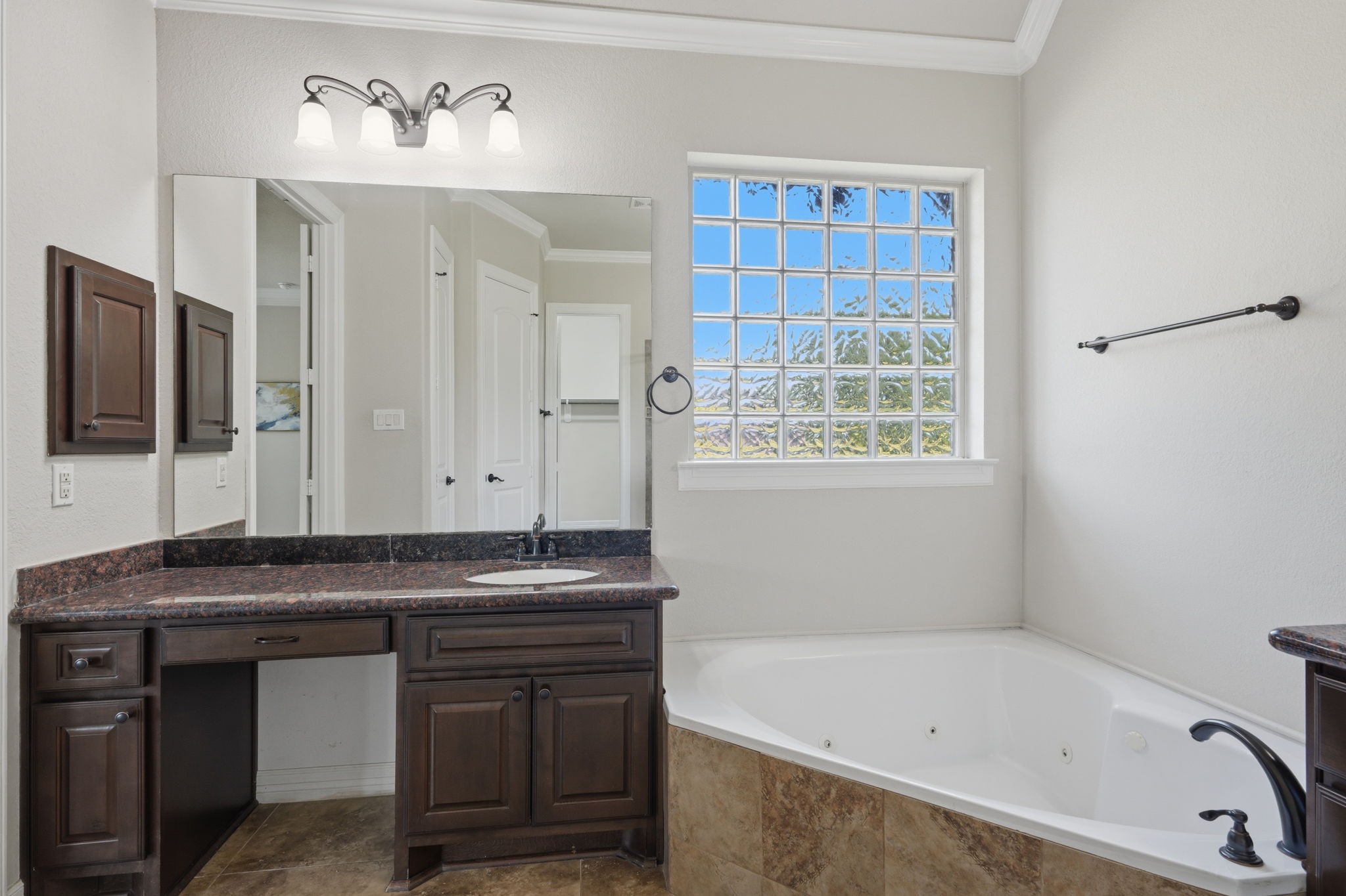 33107 Whickham Circle Property Photo 30