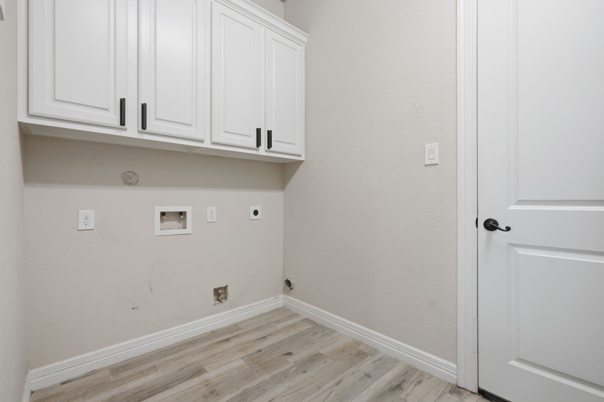 33107 Whickham Circle Property Photo 40