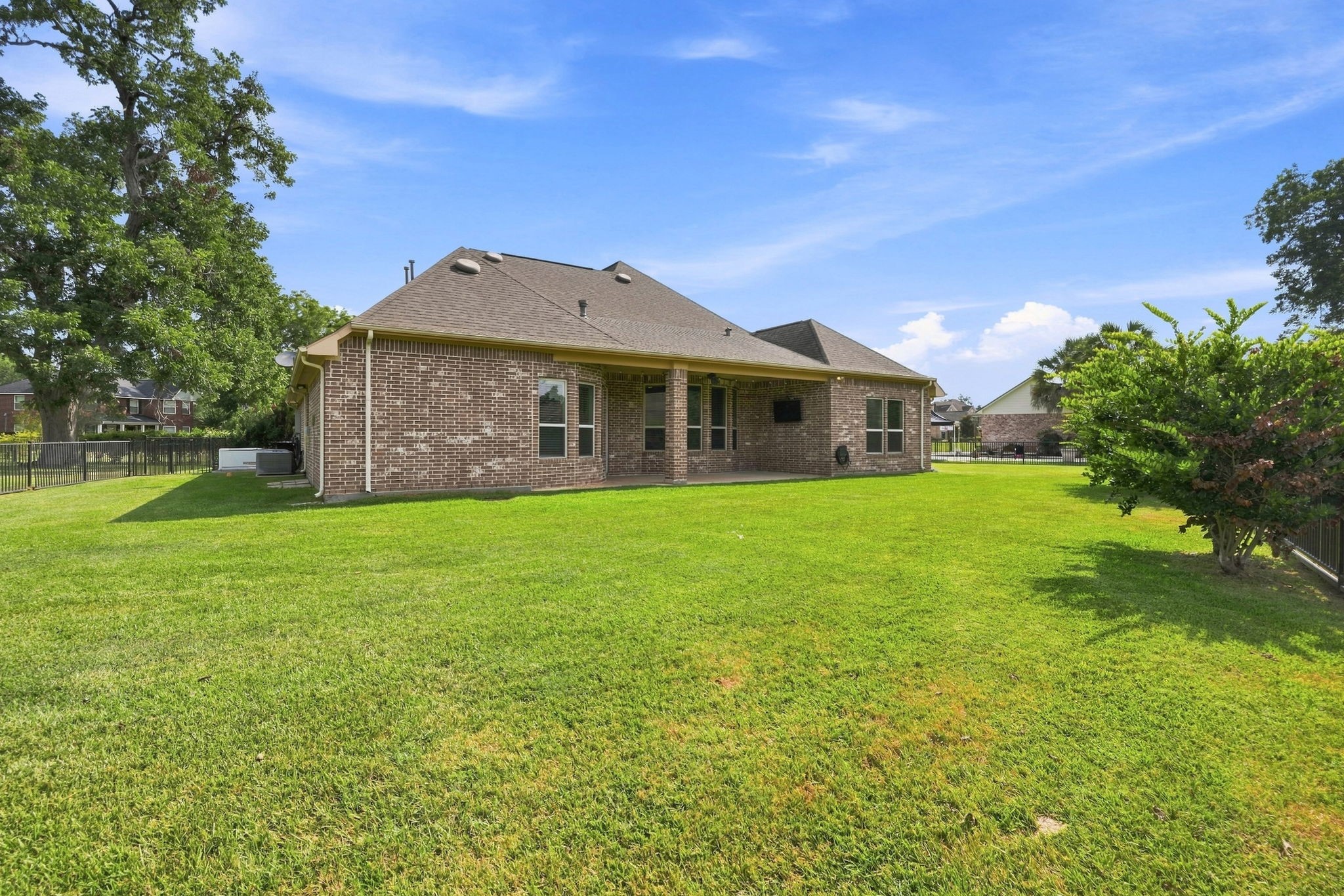 33107 Whickham Circle Property Photo 42