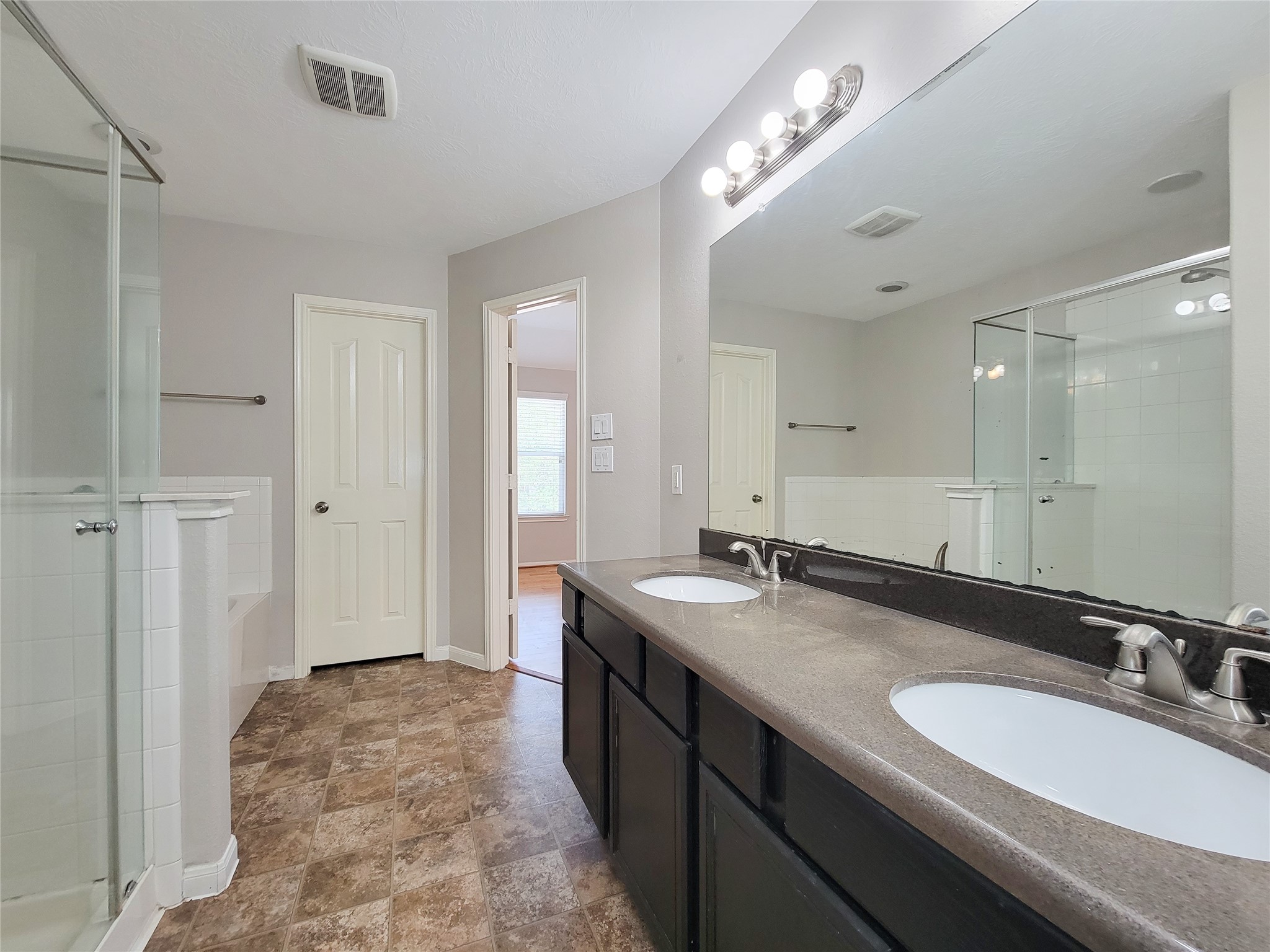 17146 Amarose Property Photo 25
