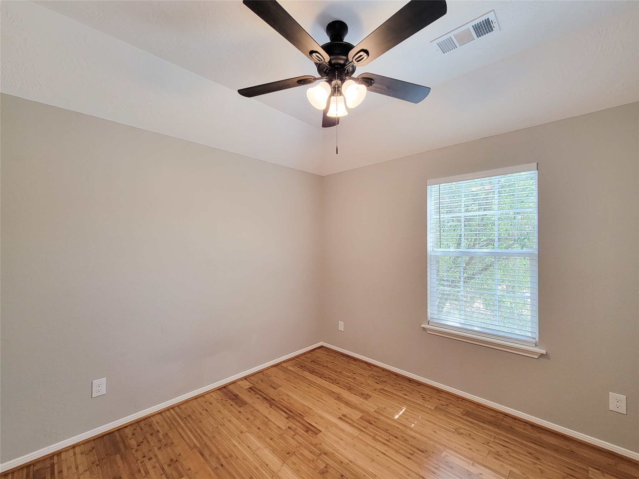 17146 Amarose Property Photo 32