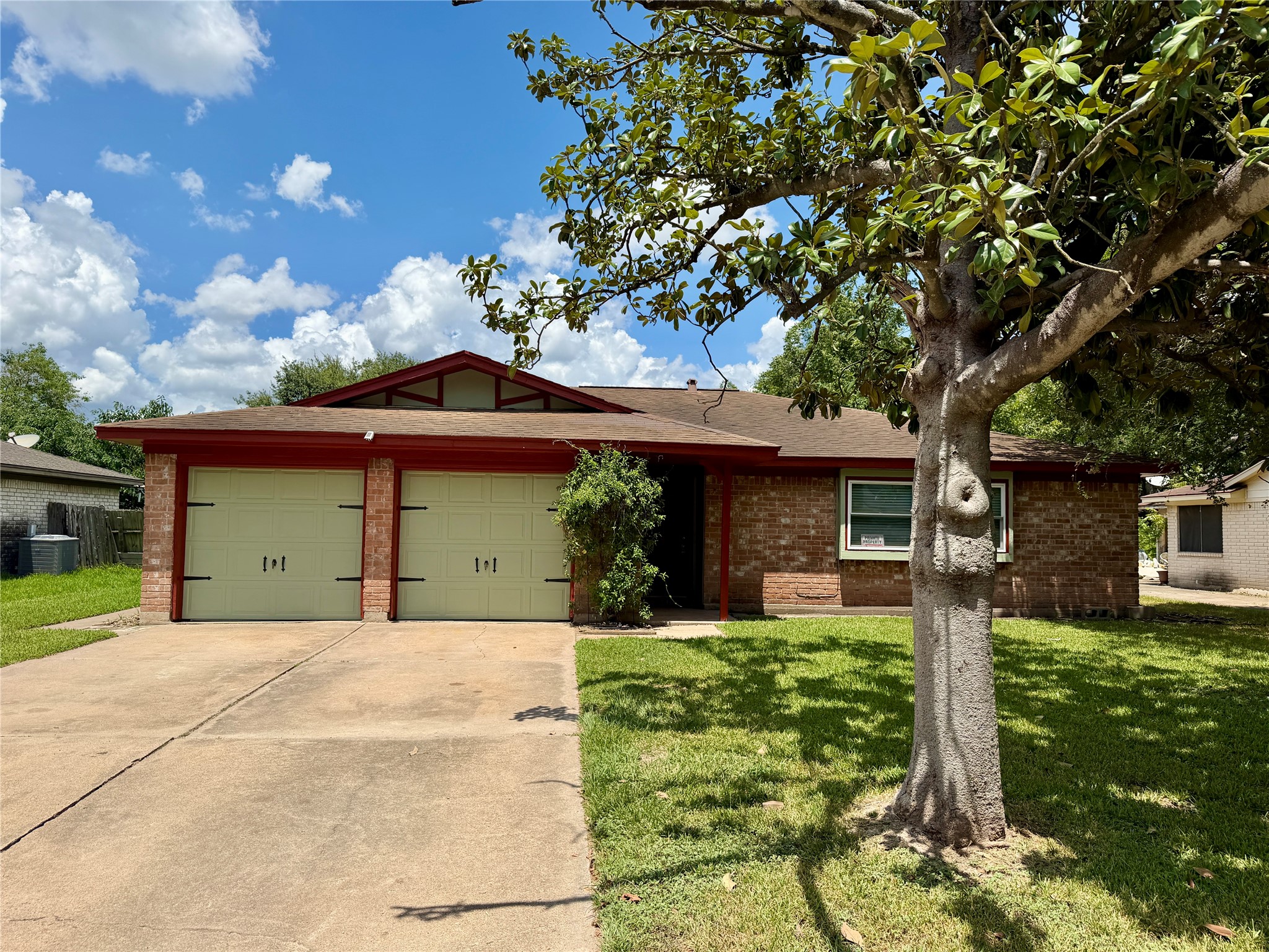 12426 Foxburo Drive Property Photo 1