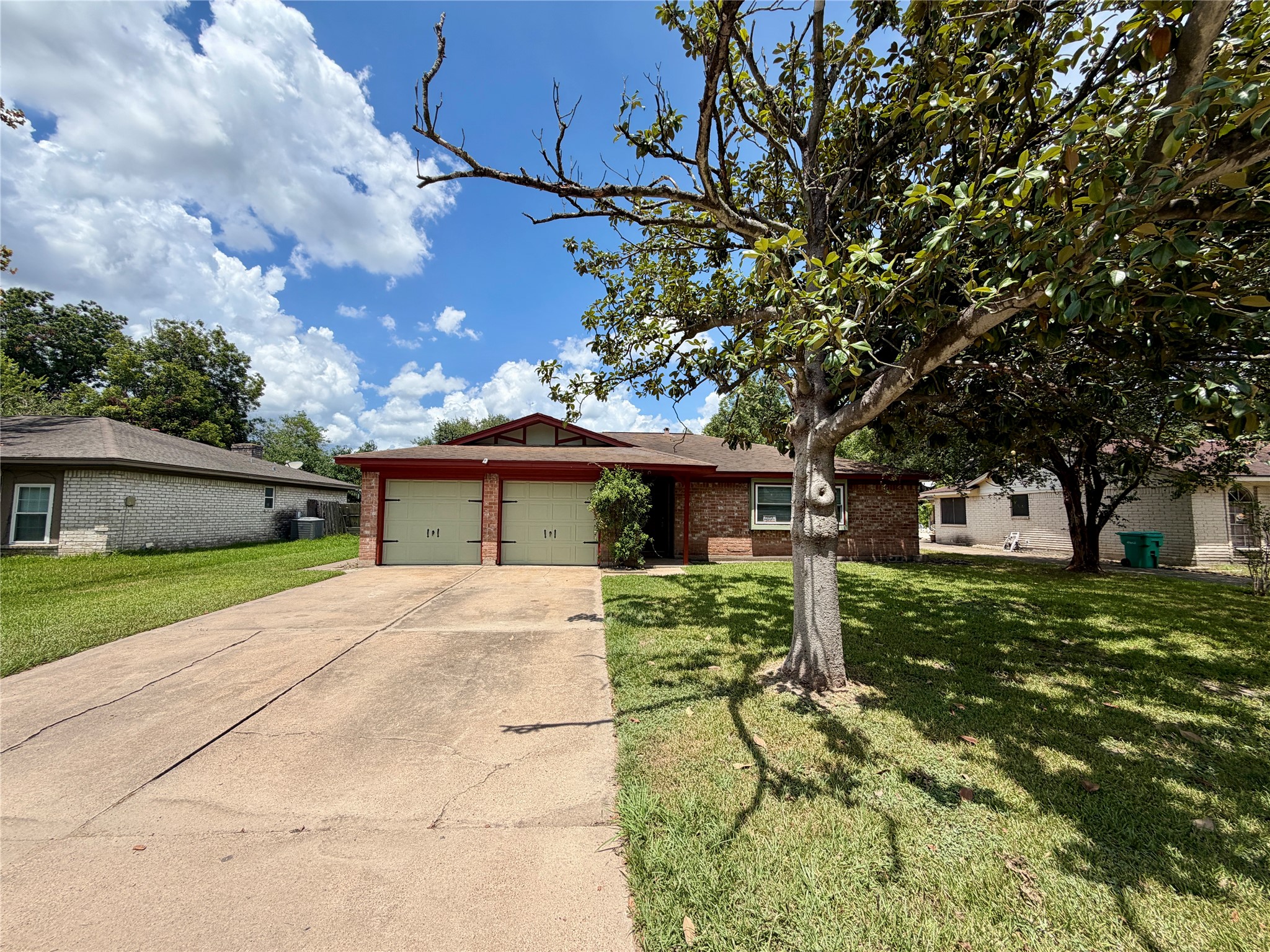 12426 Foxburo Drive Property Photo 2