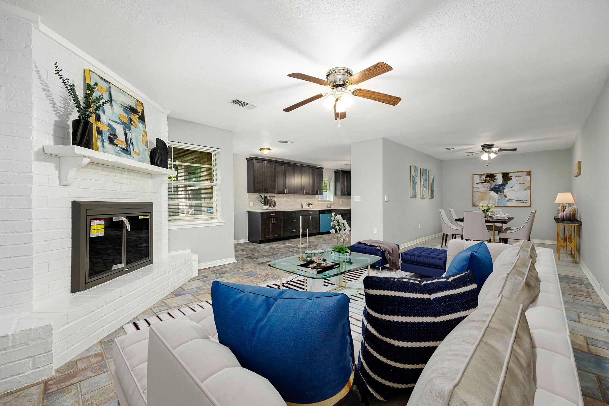 218 Chariot Lane Property Photo 3
