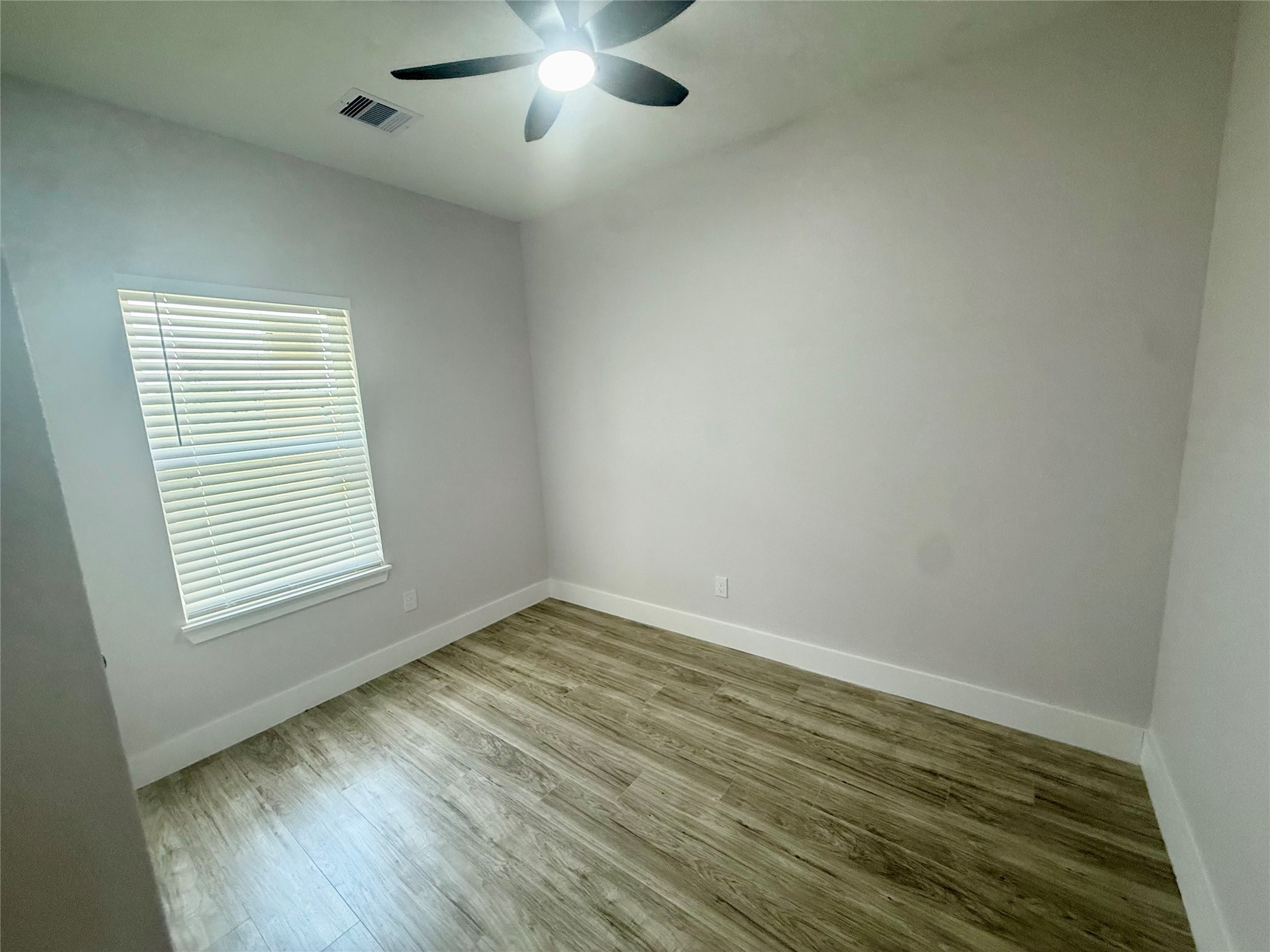 9508 Quaker Court A Property Photo 13