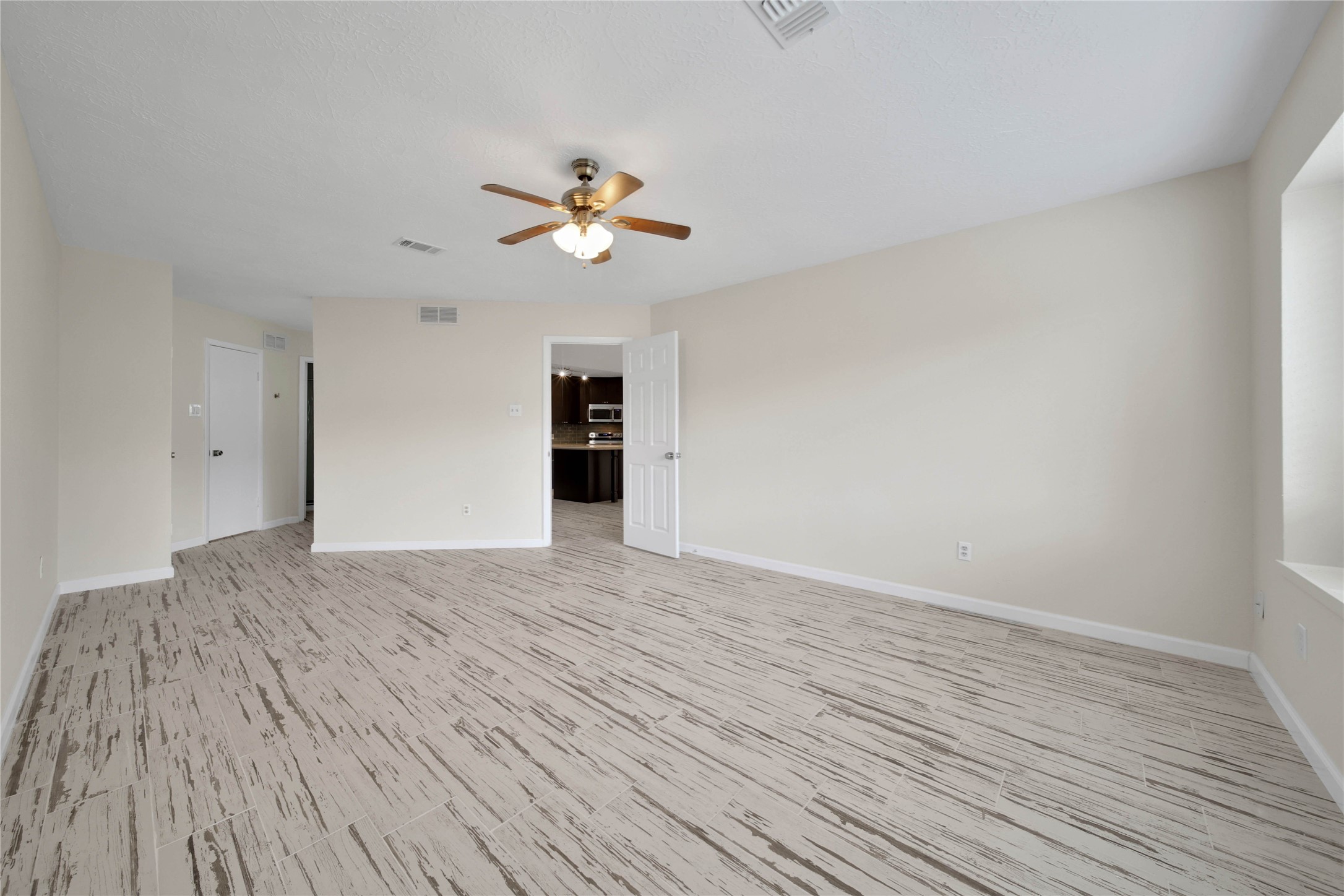 10904 Birch Drive Property Photo 18