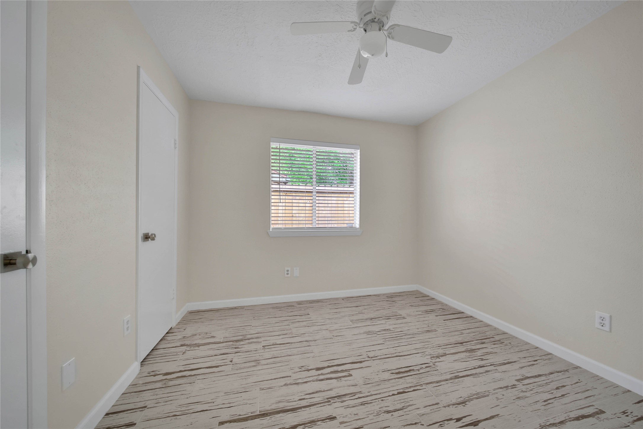 10904 Birch Drive Property Photo 26