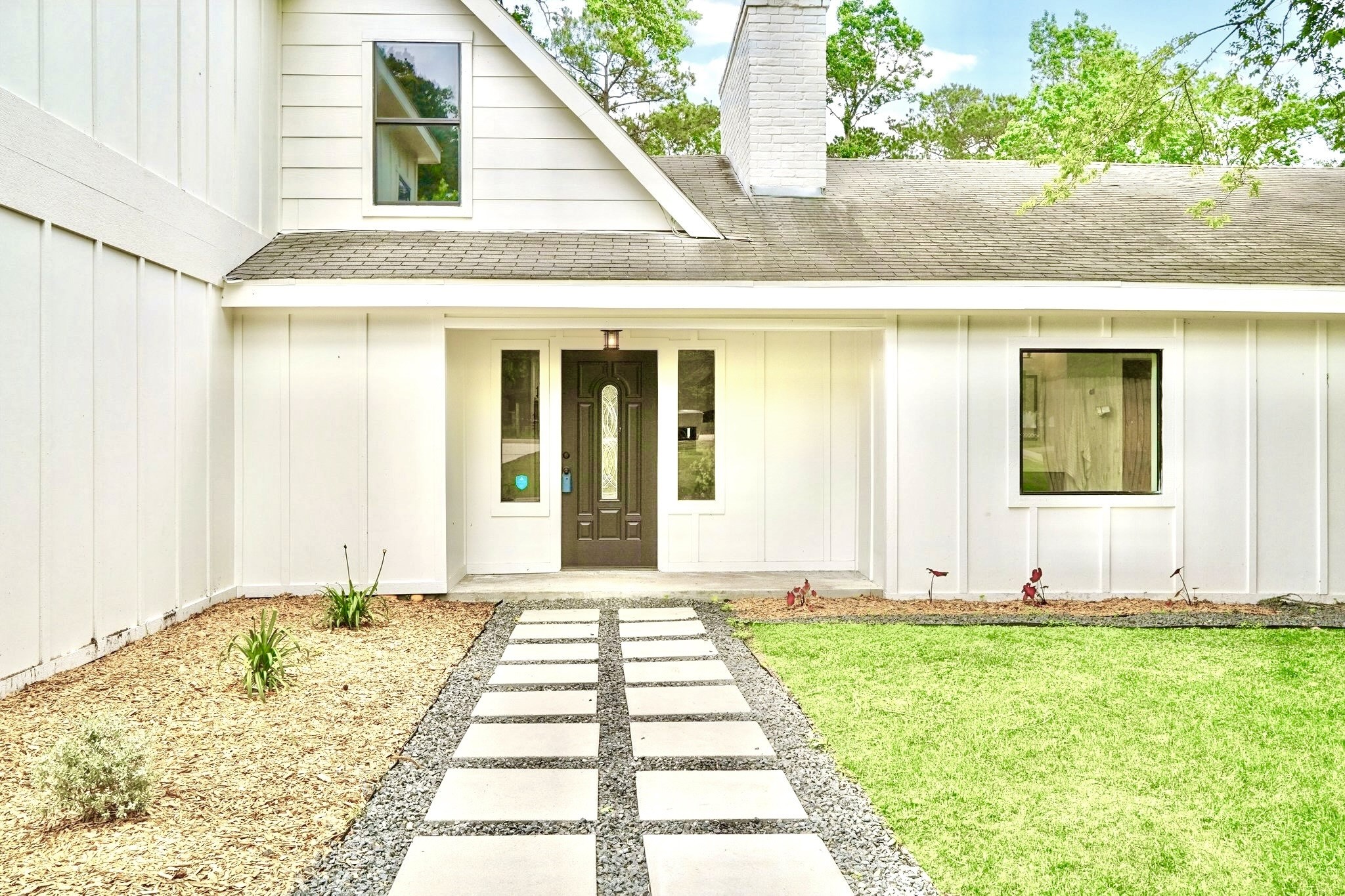 32606 Glenda Drive Property Photo 5