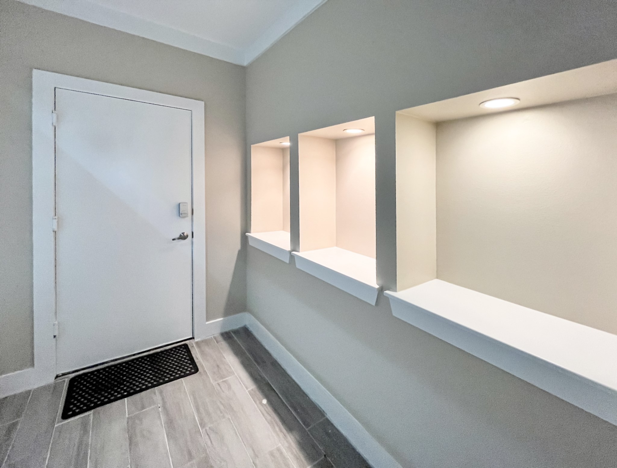 5220 Lillian Street Property Photo 6
