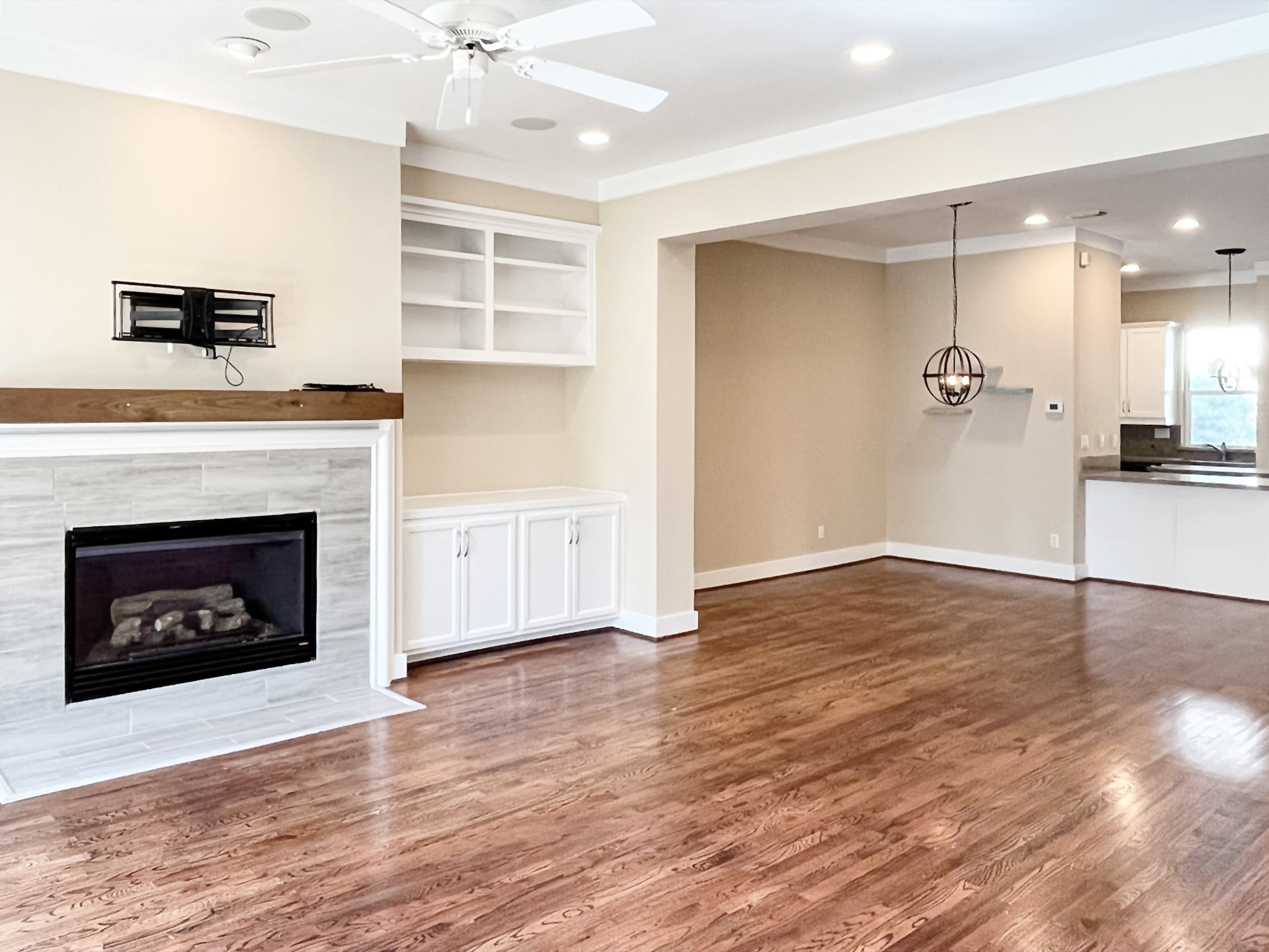 5220 Lillian Street Property Photo 15