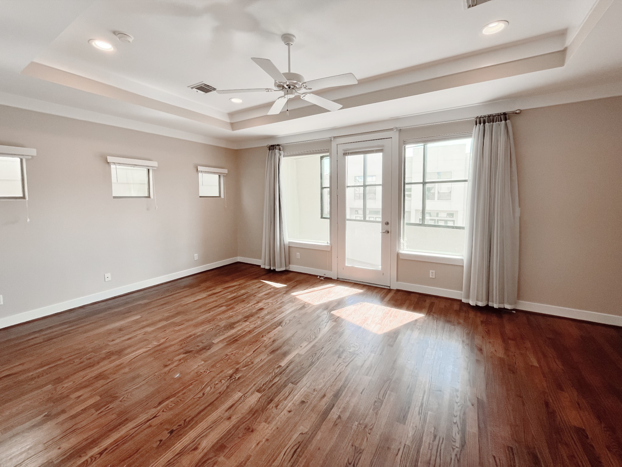 5220 Lillian Street Property Photo 19