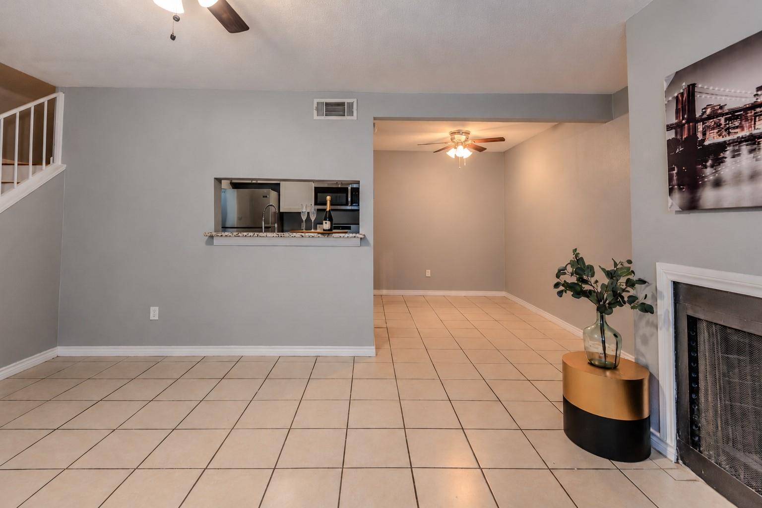 720 Memorial Mews Street Property Photo 6